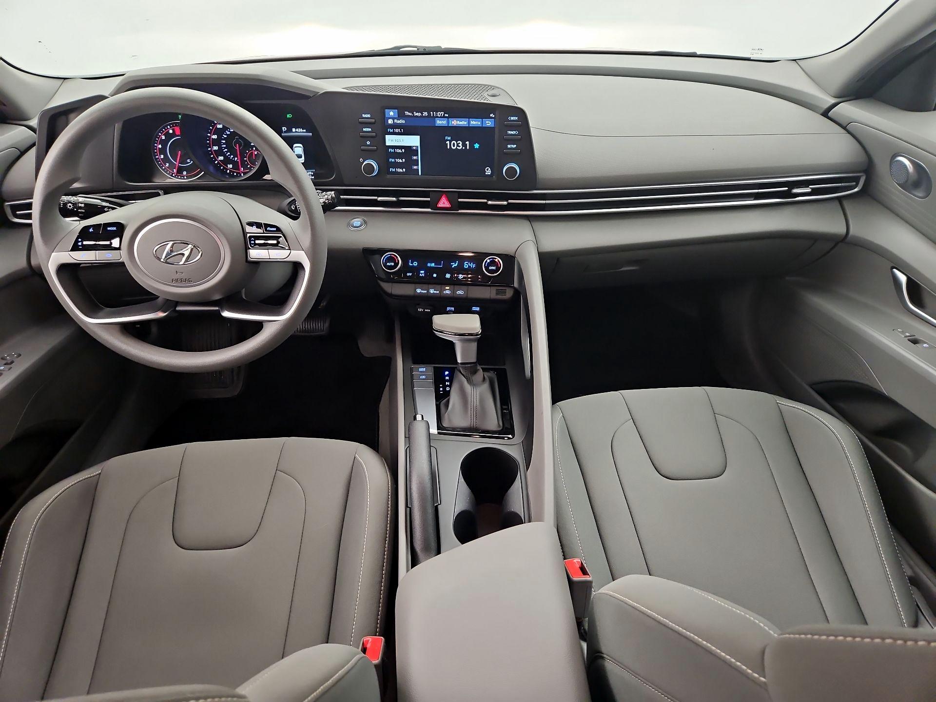 Thumbnail: 2023 Hyundai Elantra - 9
