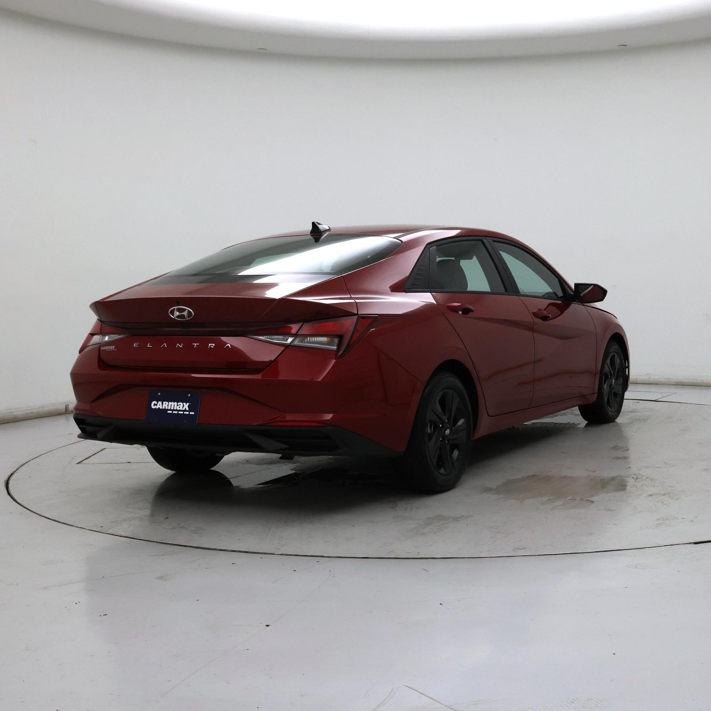 Thumbnail: 2023 Hyundai Elantra - 8