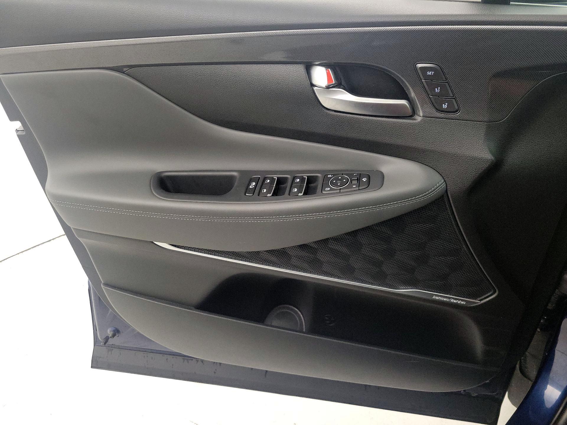 Thumbnail: 2023 Hyundai Santa Fe - 12