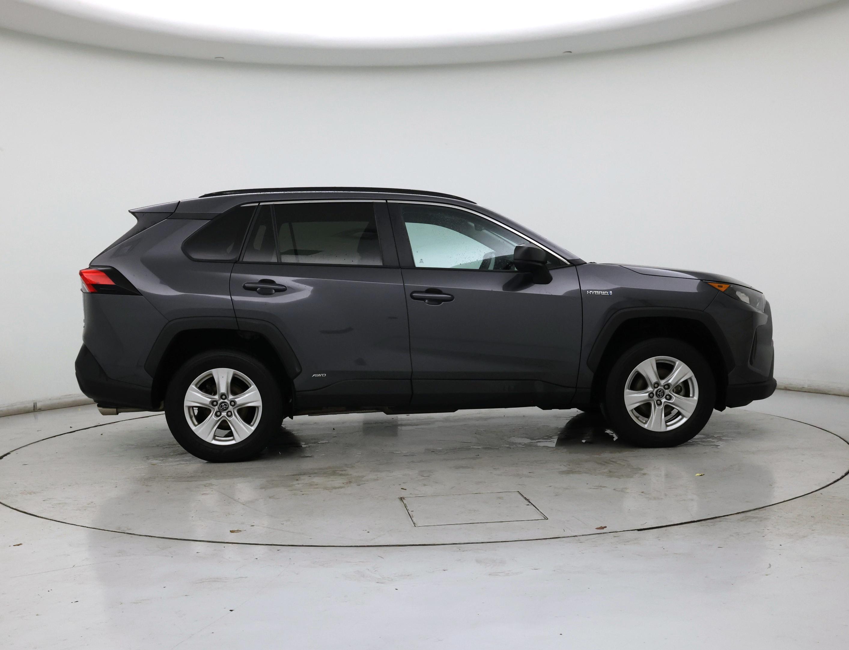 Thumbnail: 2021 Toyota RAV4 - 7