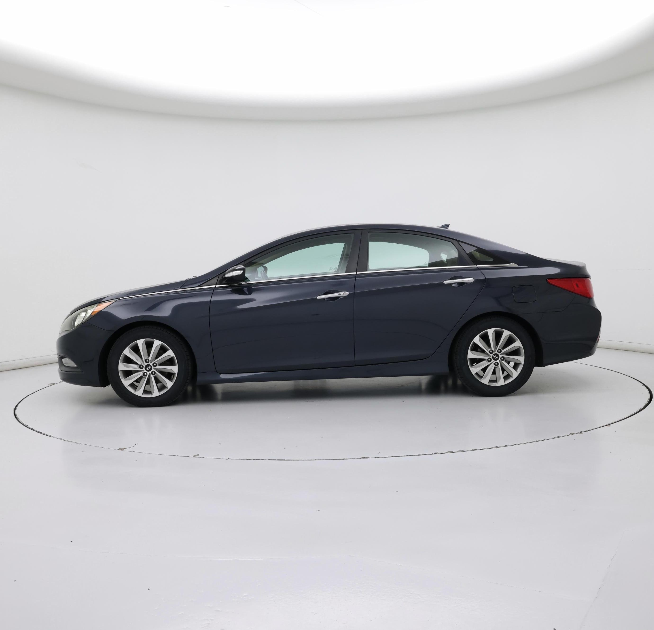 Thumbnail: 2014 Hyundai Sonata - 3