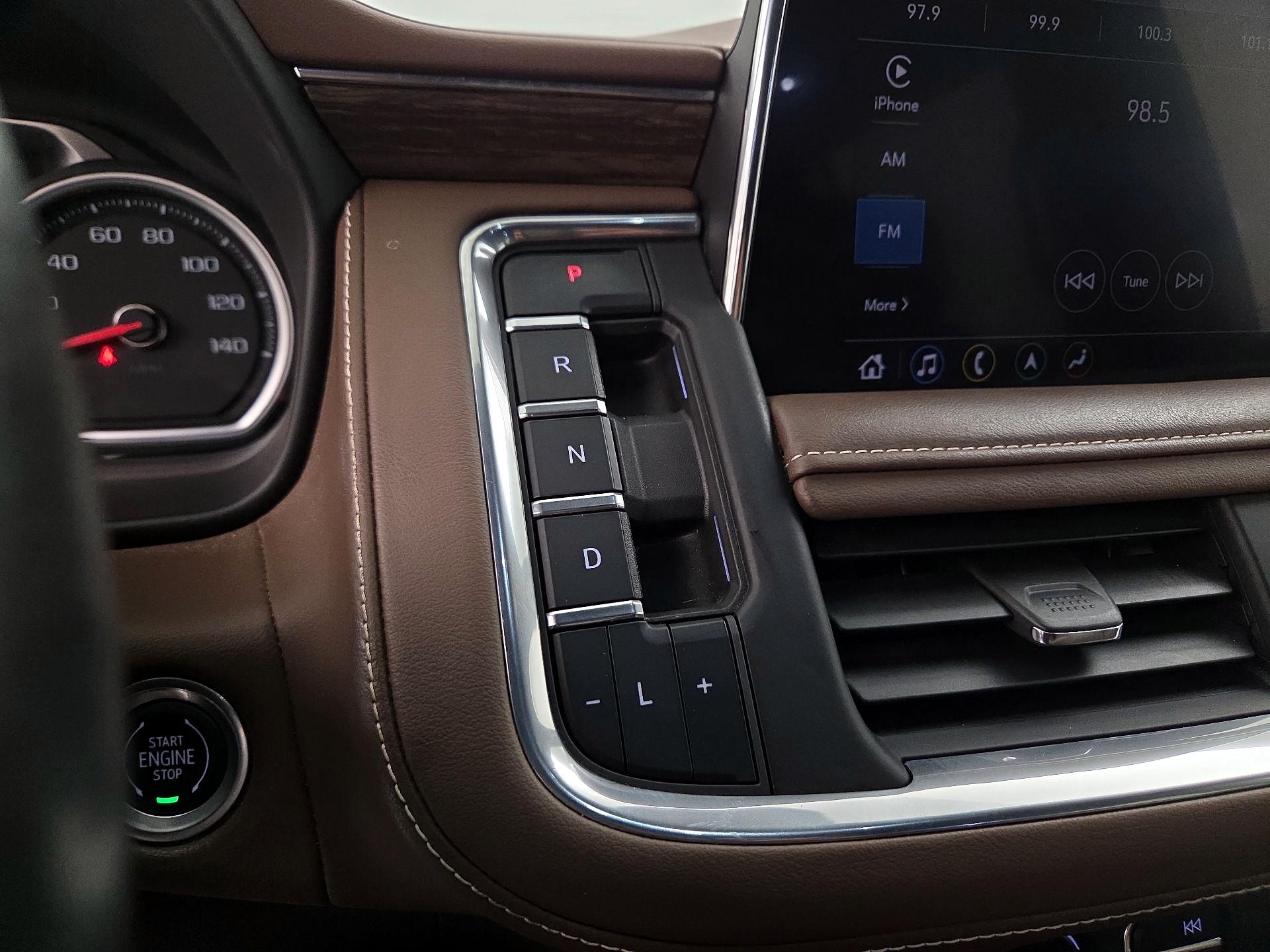 Thumbnail: 2021 Chevrolet Suburban - 18