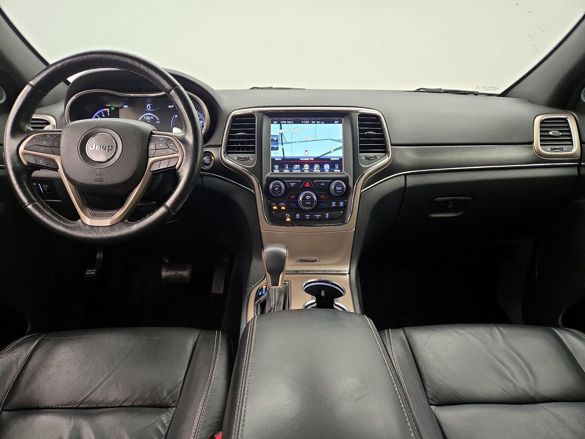Thumbnail: 2017 Jeep Grand Cherokee - 9