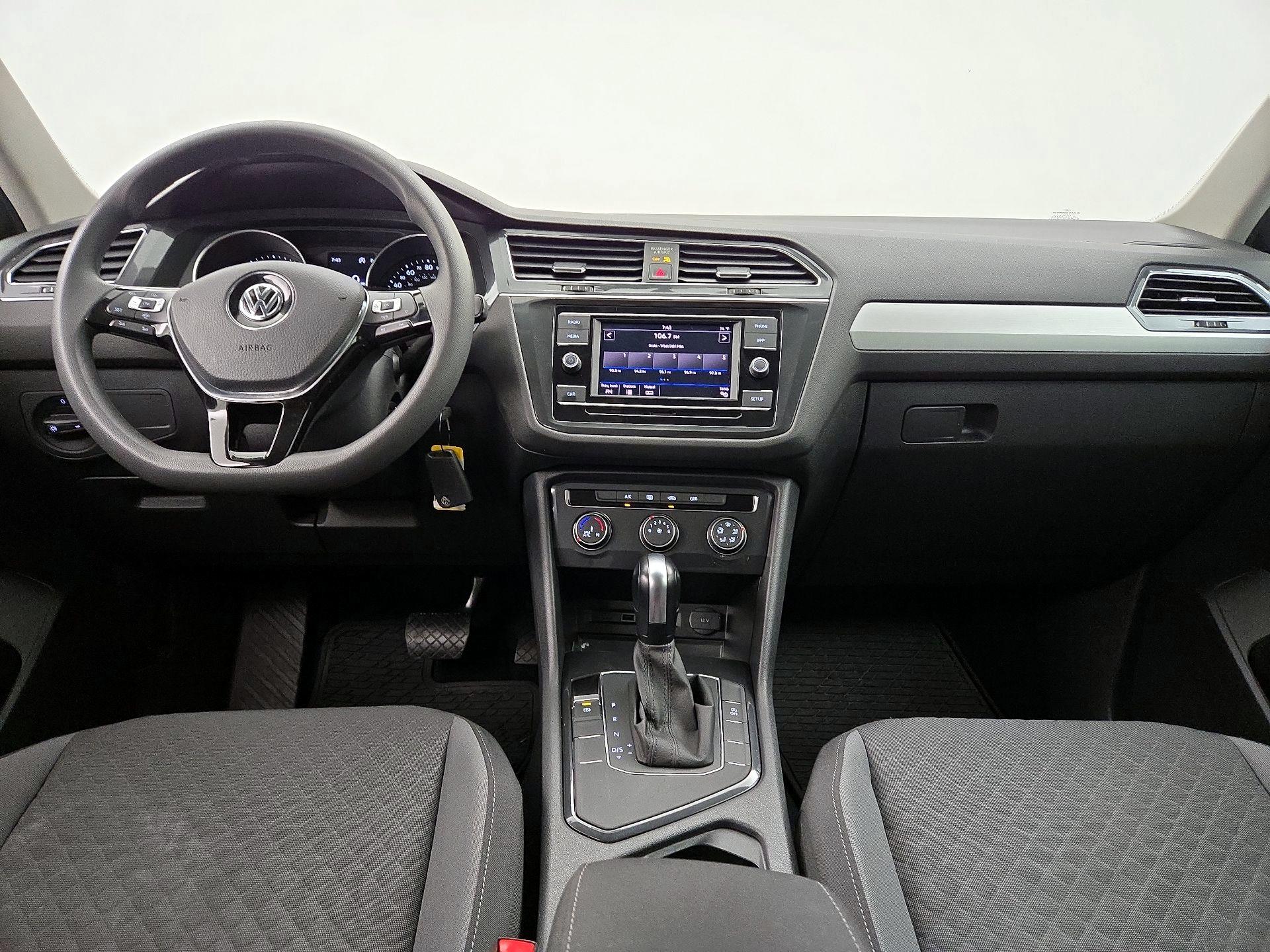 Thumbnail: 2019 Volkswagen Tiguan - 9