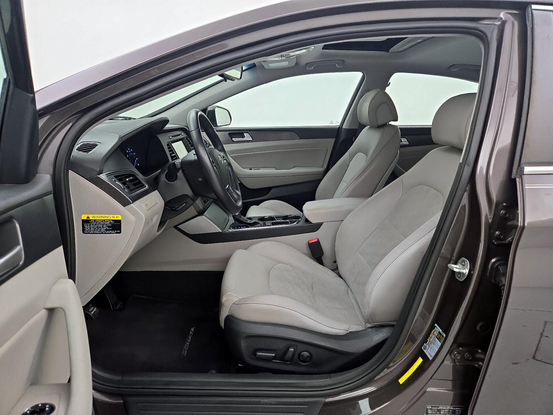 Thumbnail: 2016 Hyundai Sonata - 11