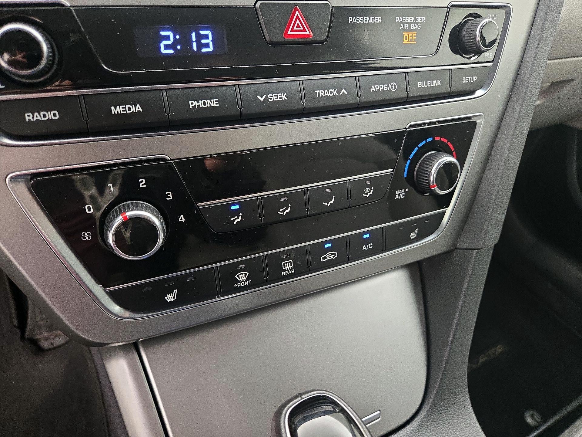 Thumbnail: 2016 Hyundai Sonata - 16
