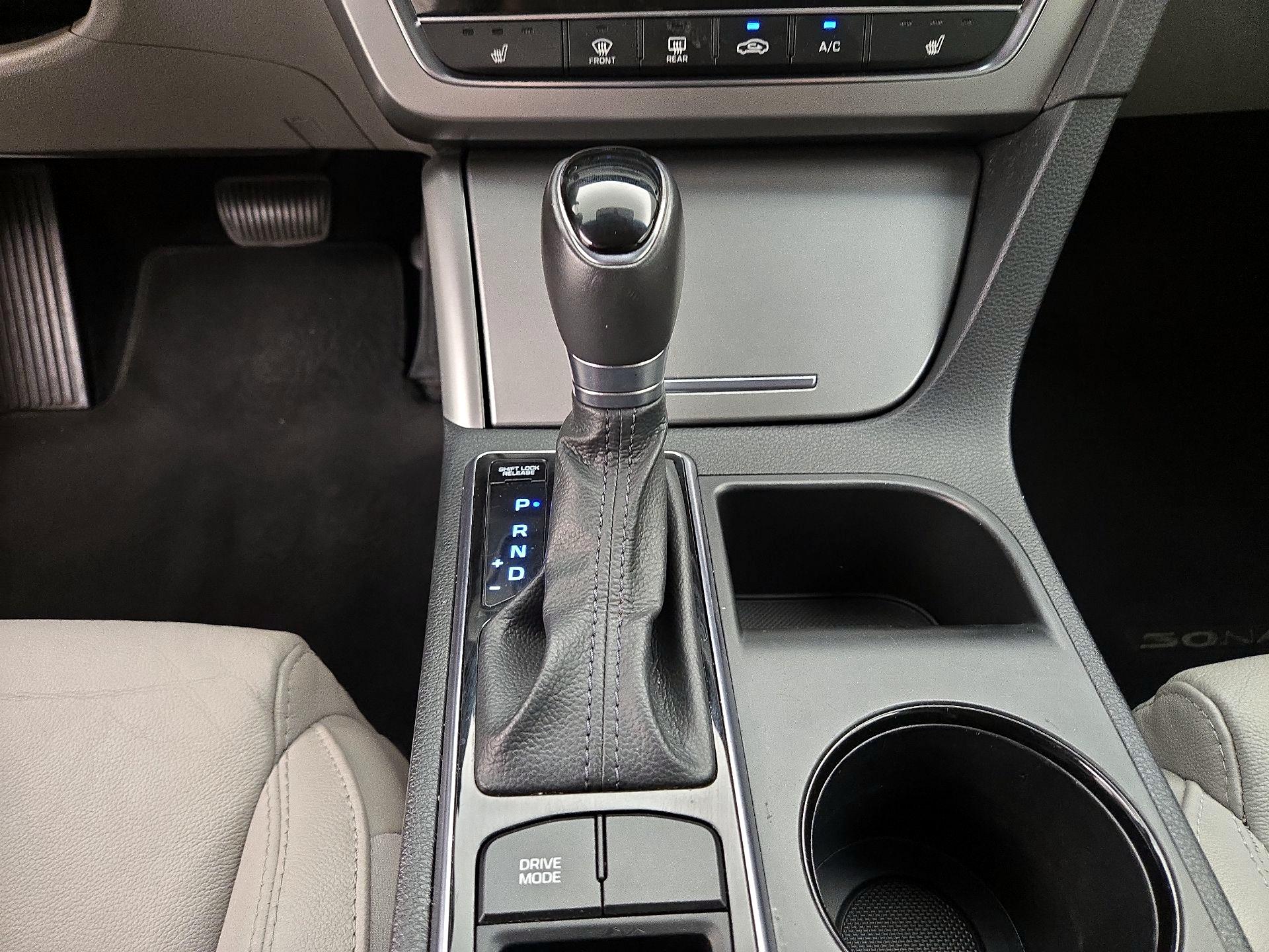 Thumbnail: 2016 Hyundai Sonata - 17