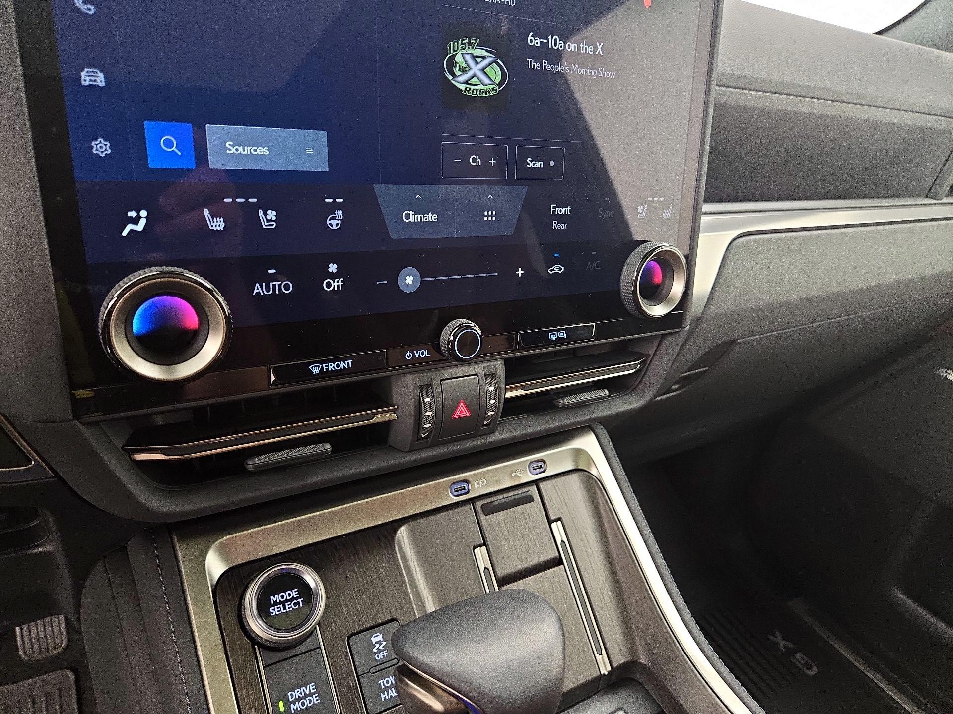Thumbnail: 2024 Lexus GX - 16