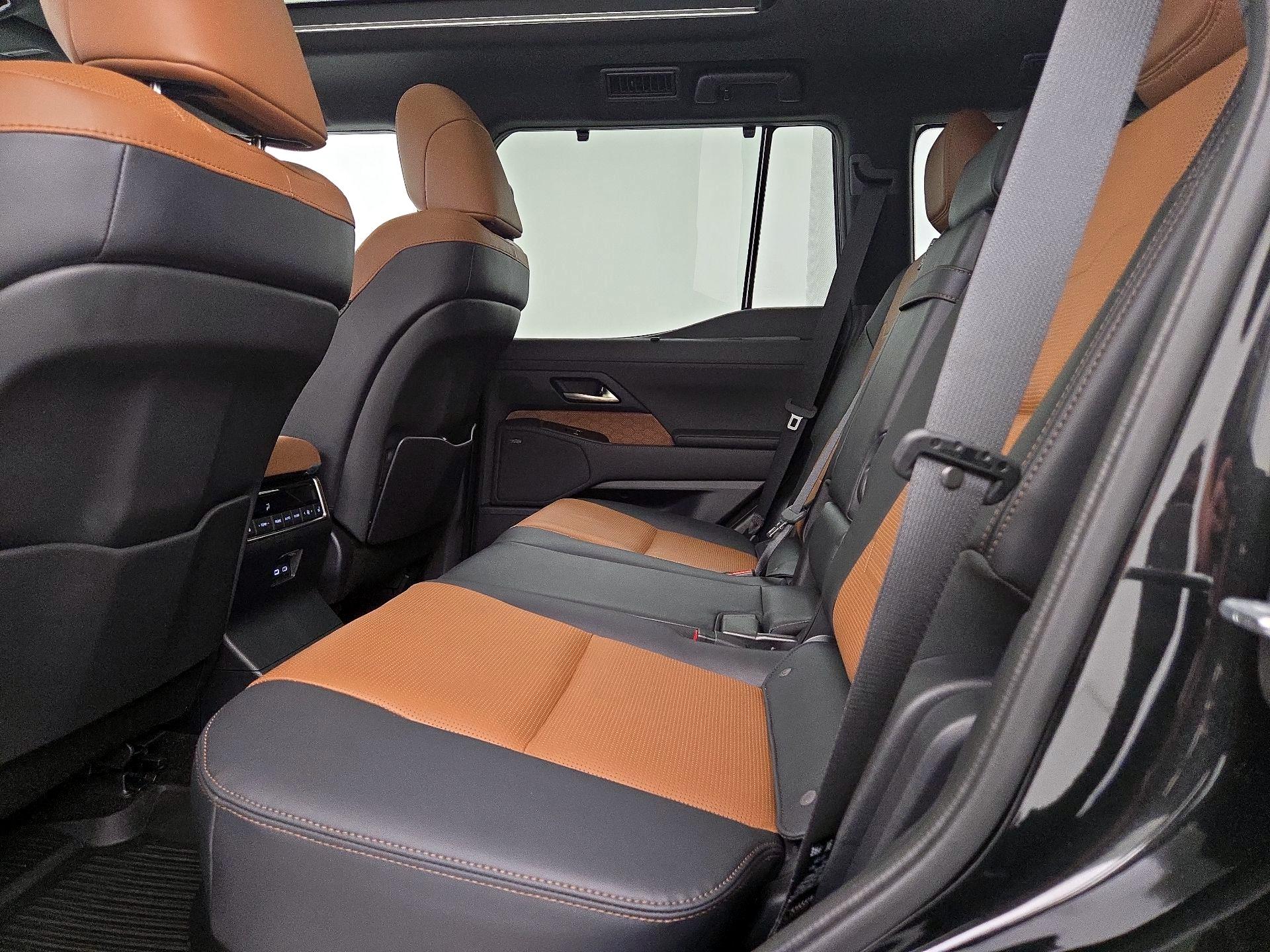 Thumbnail: 2024 Lexus GX - 20