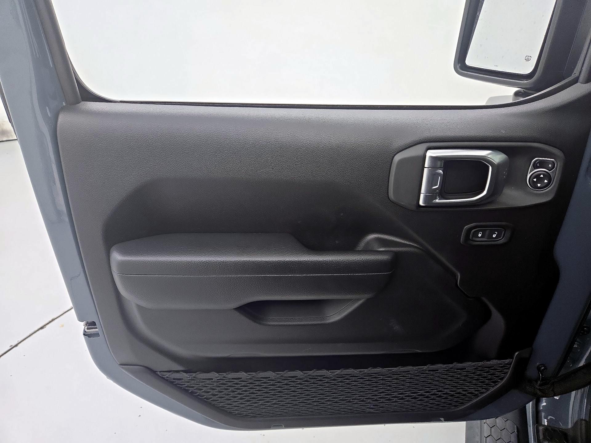 Thumbnail: 2024 Jeep Wrangler - 12