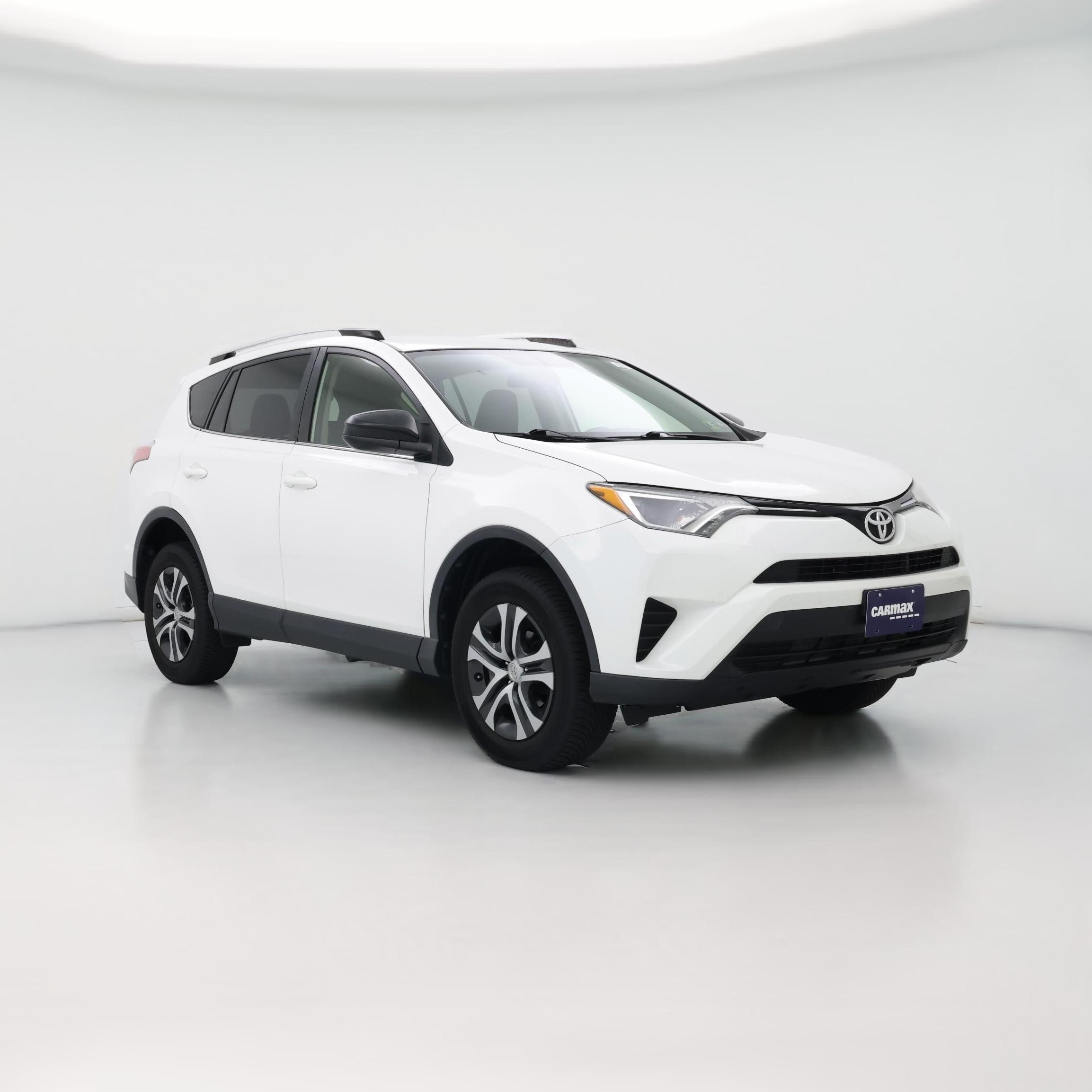 Thumbnail: 2016 Toyota RAV4 - 1