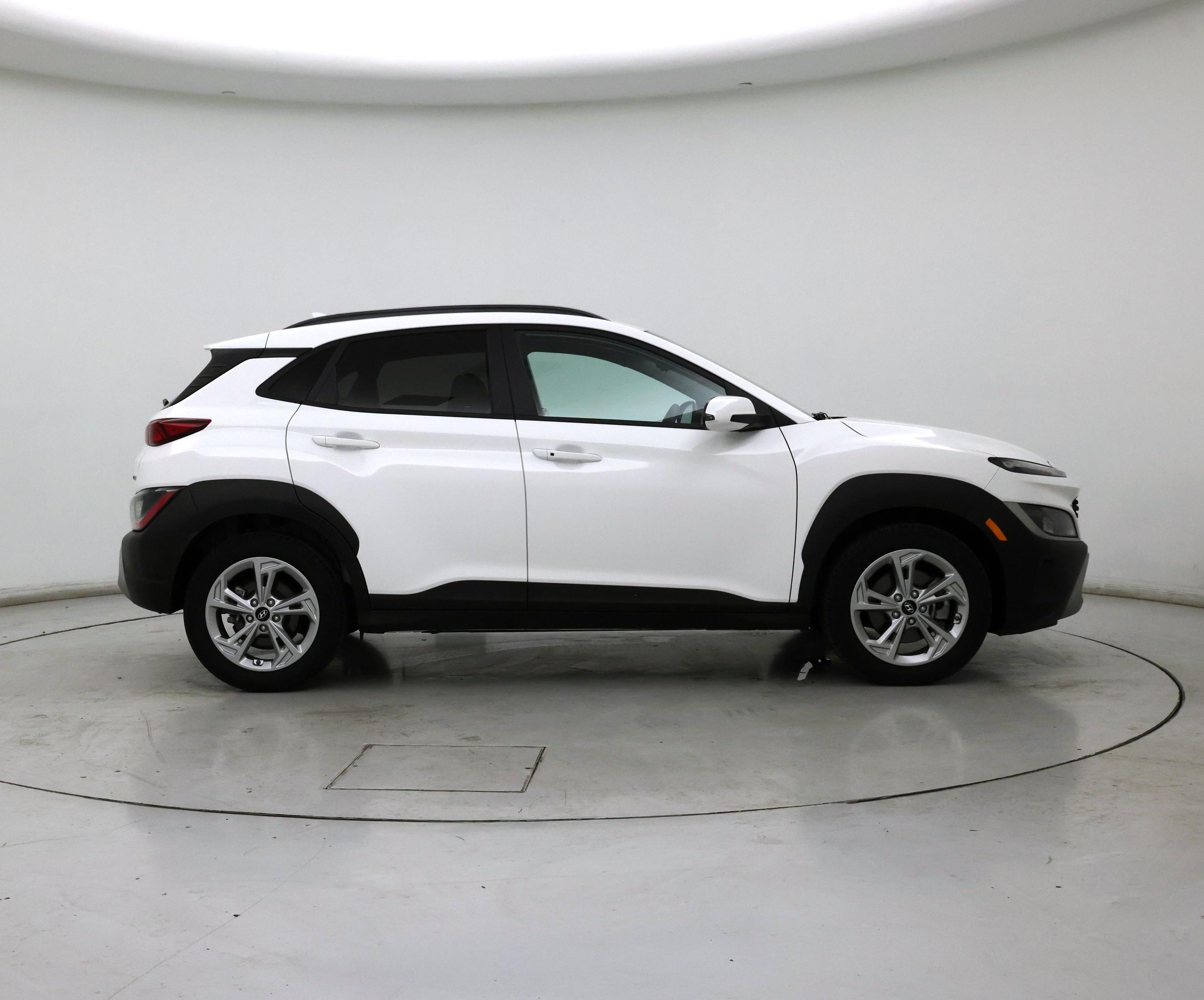Thumbnail: 2022 Hyundai Kona - 7