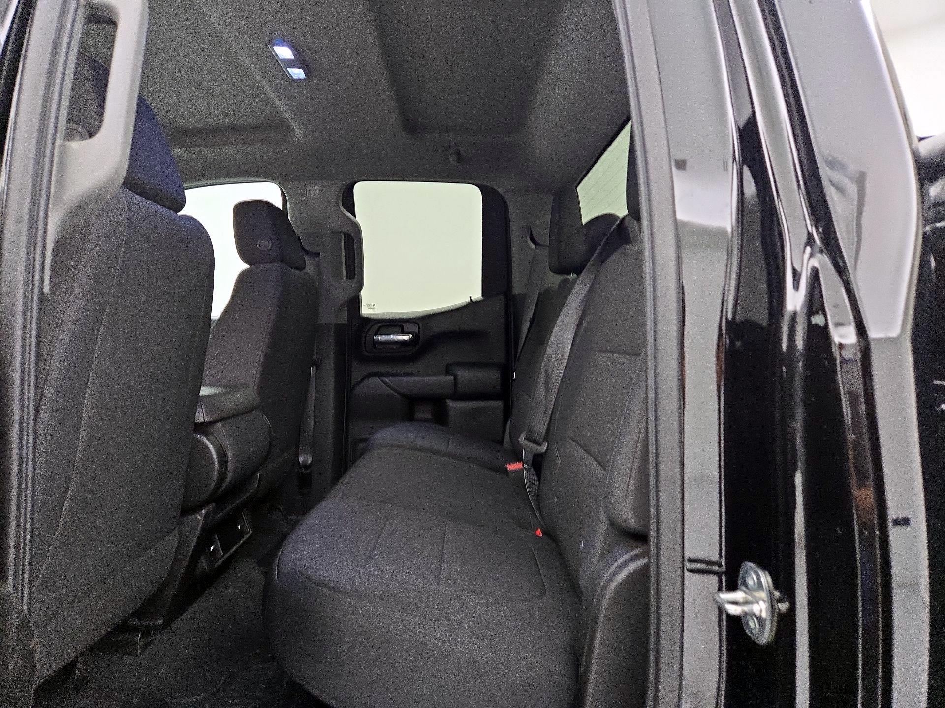 Thumbnail: 2021 Chevrolet Silverado 1500 - 19