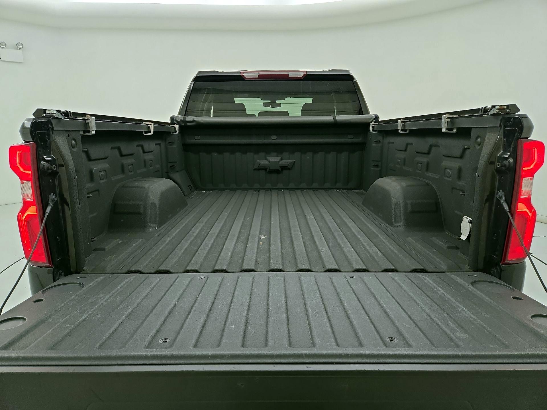 Thumbnail: 2021 Chevrolet Silverado 1500 - 20