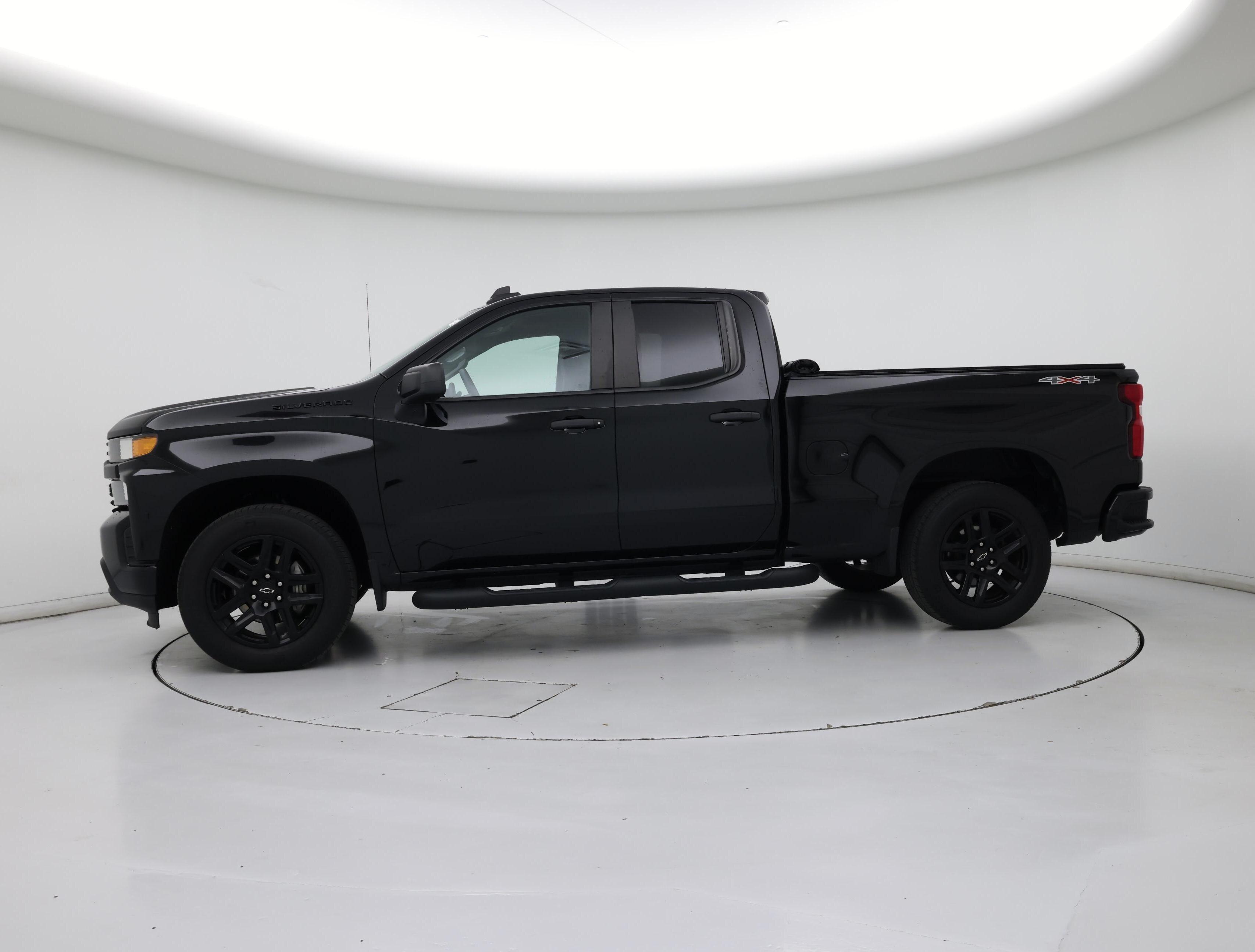 Thumbnail: 2021 Chevrolet Silverado 1500 - 3
