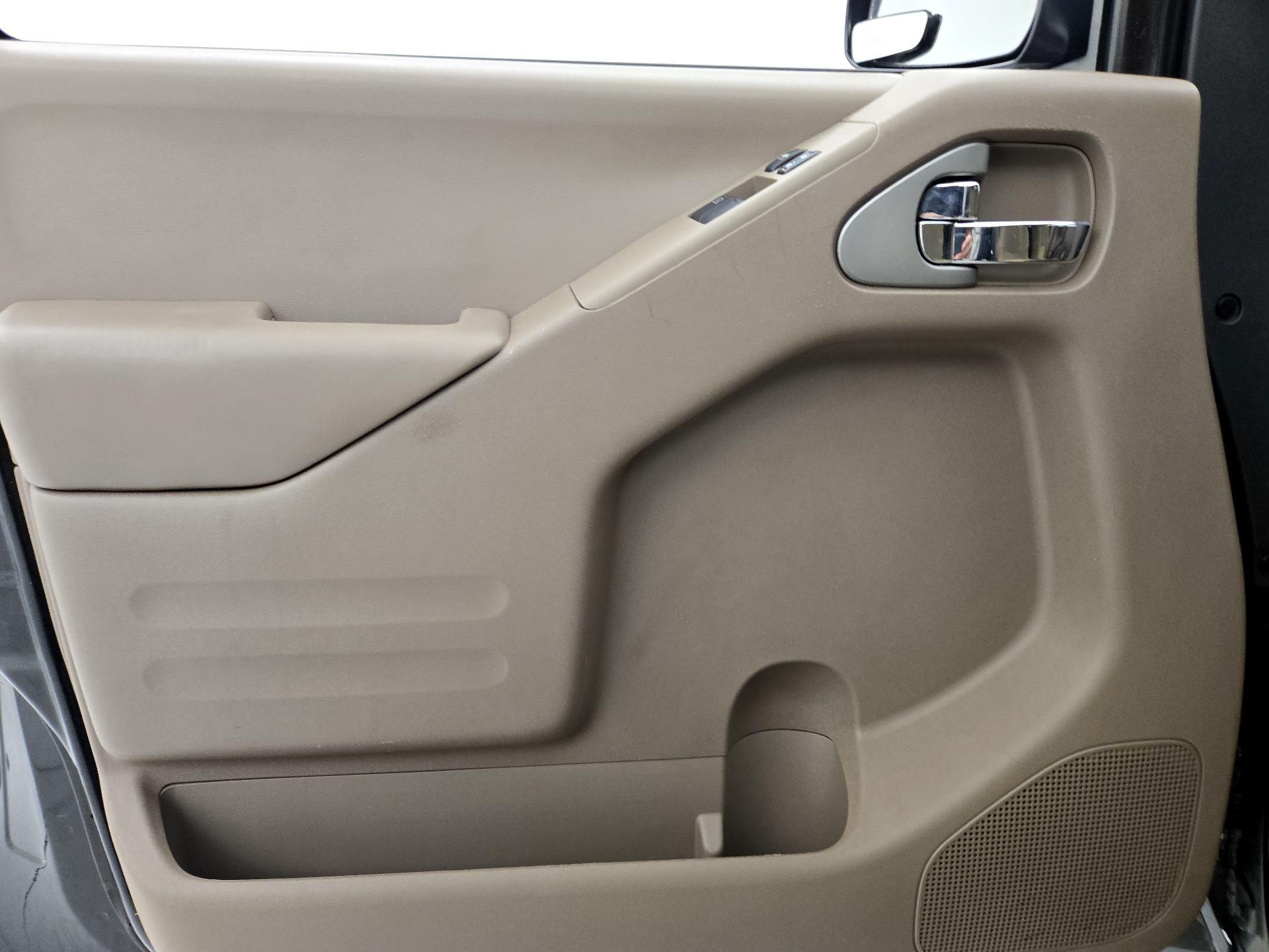 Thumbnail: 2018 Nissan Frontier - 12