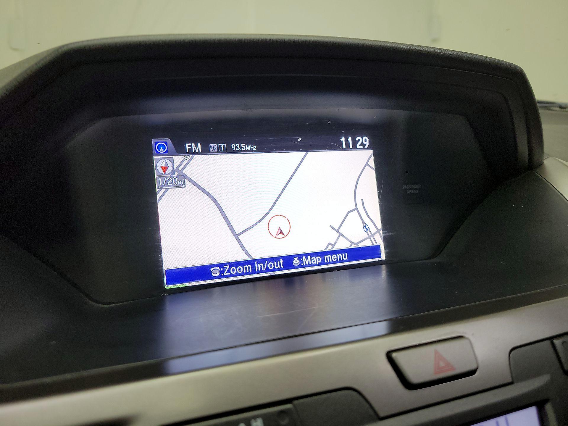 Thumbnail: 2015 Honda Odyssey - 14