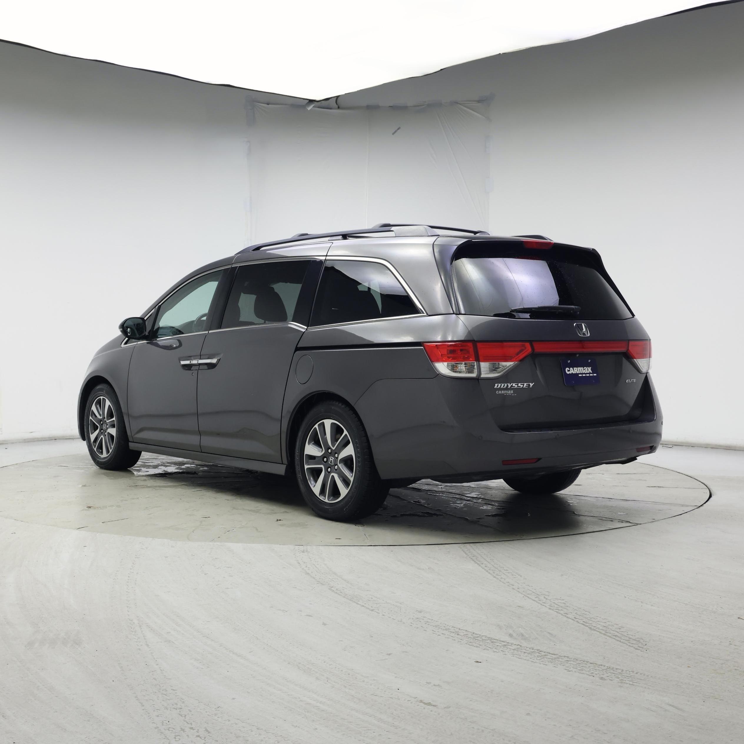 Thumbnail: 2015 Honda Odyssey - 2