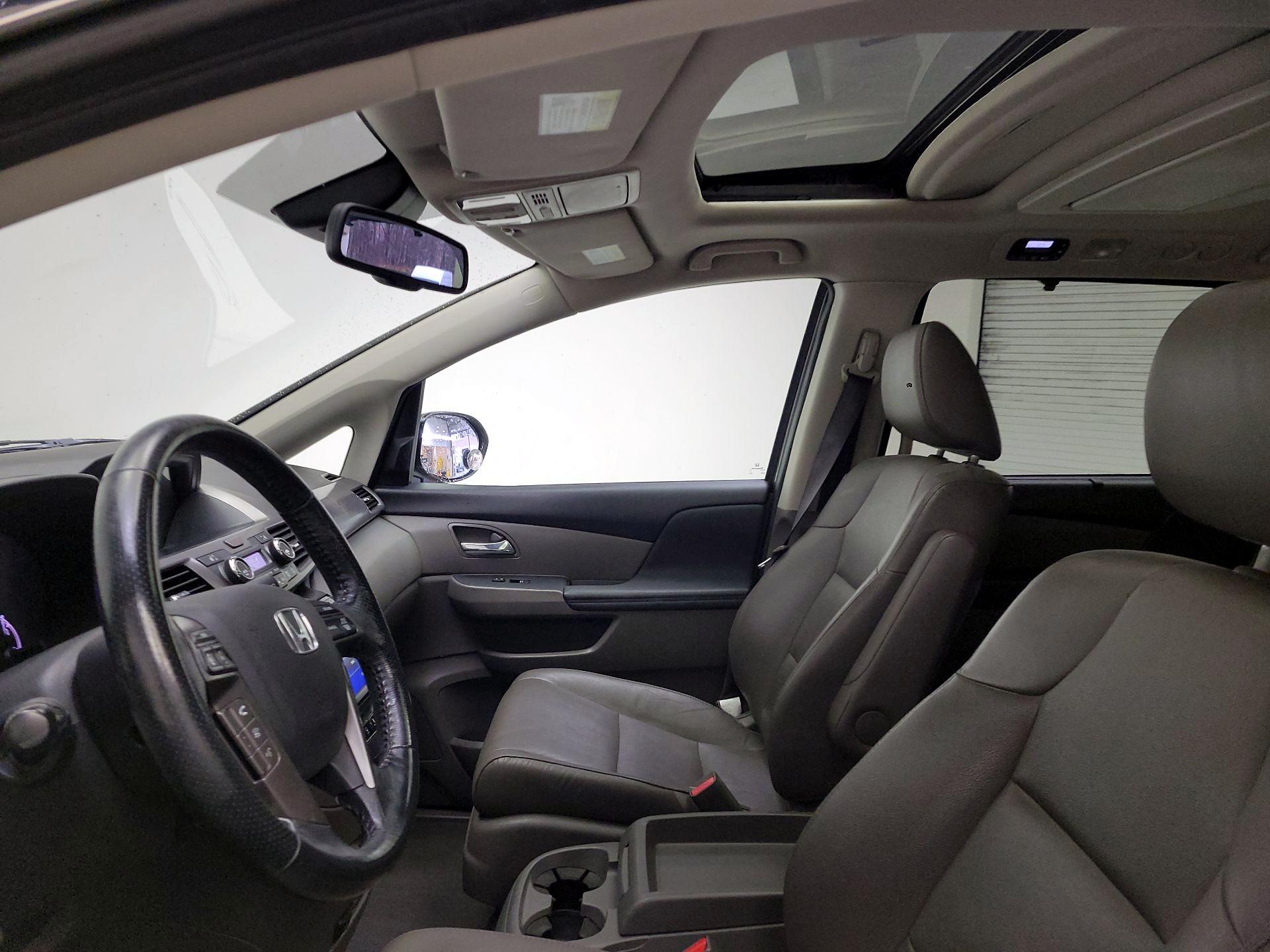 Thumbnail: 2015 Honda Odyssey - 20