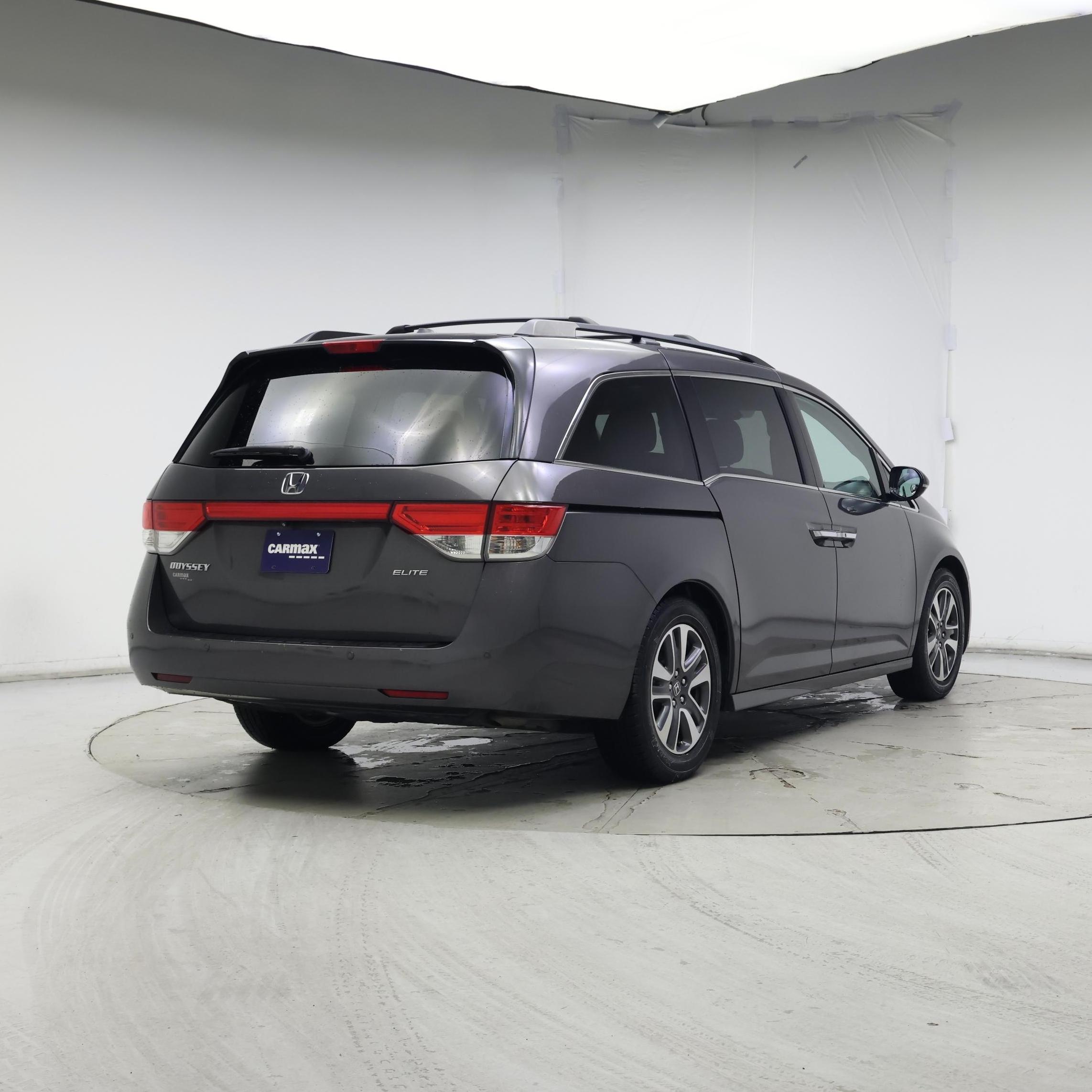 Thumbnail: 2015 Honda Odyssey - 8