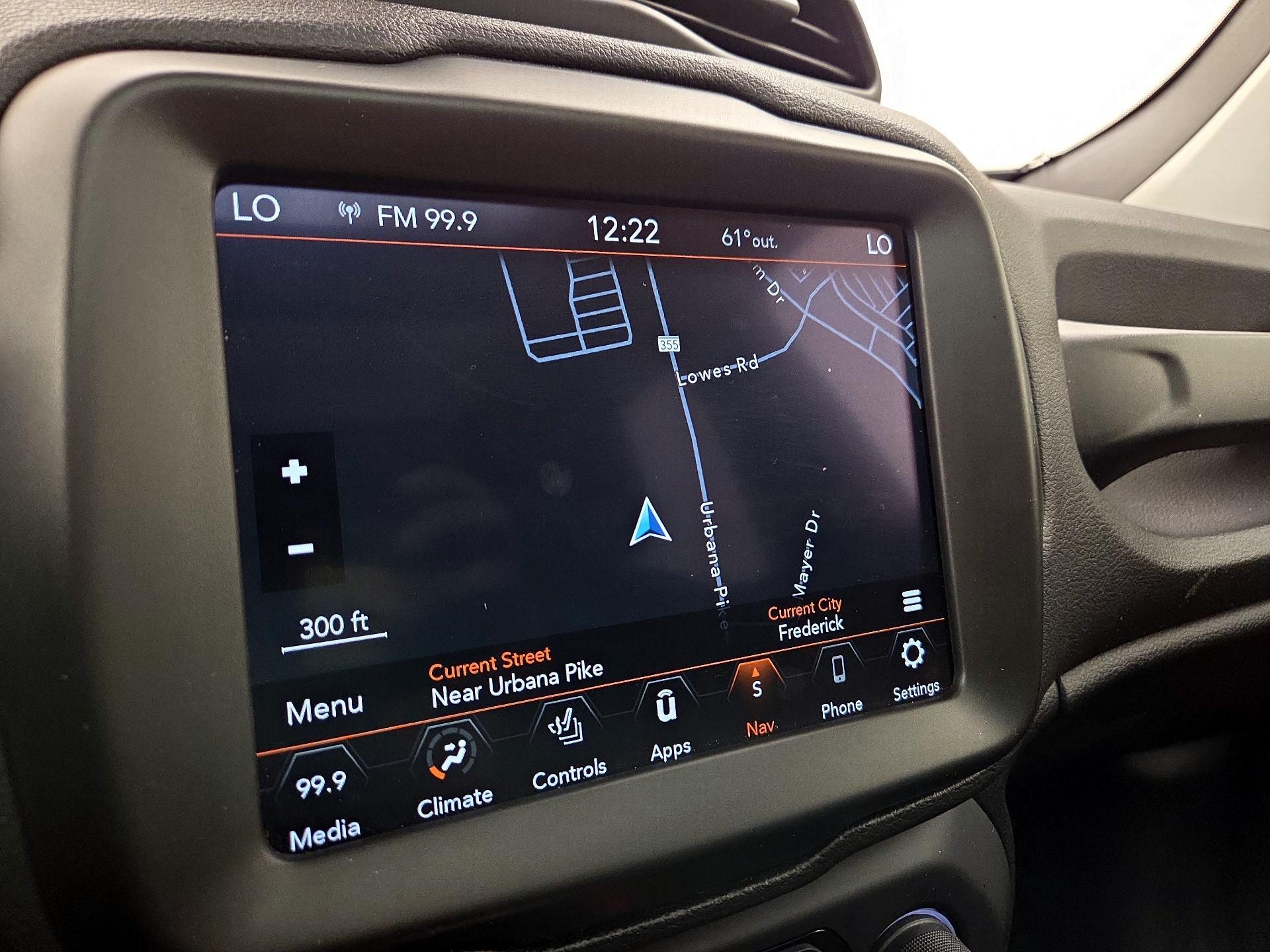 Thumbnail: 2021 Jeep Renegade - 14