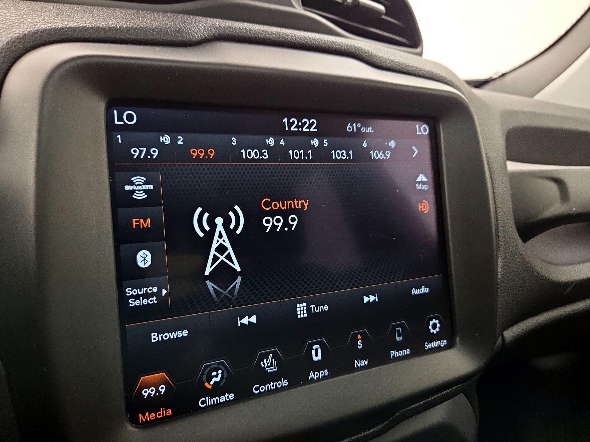 Thumbnail: 2021 Jeep Renegade - 16