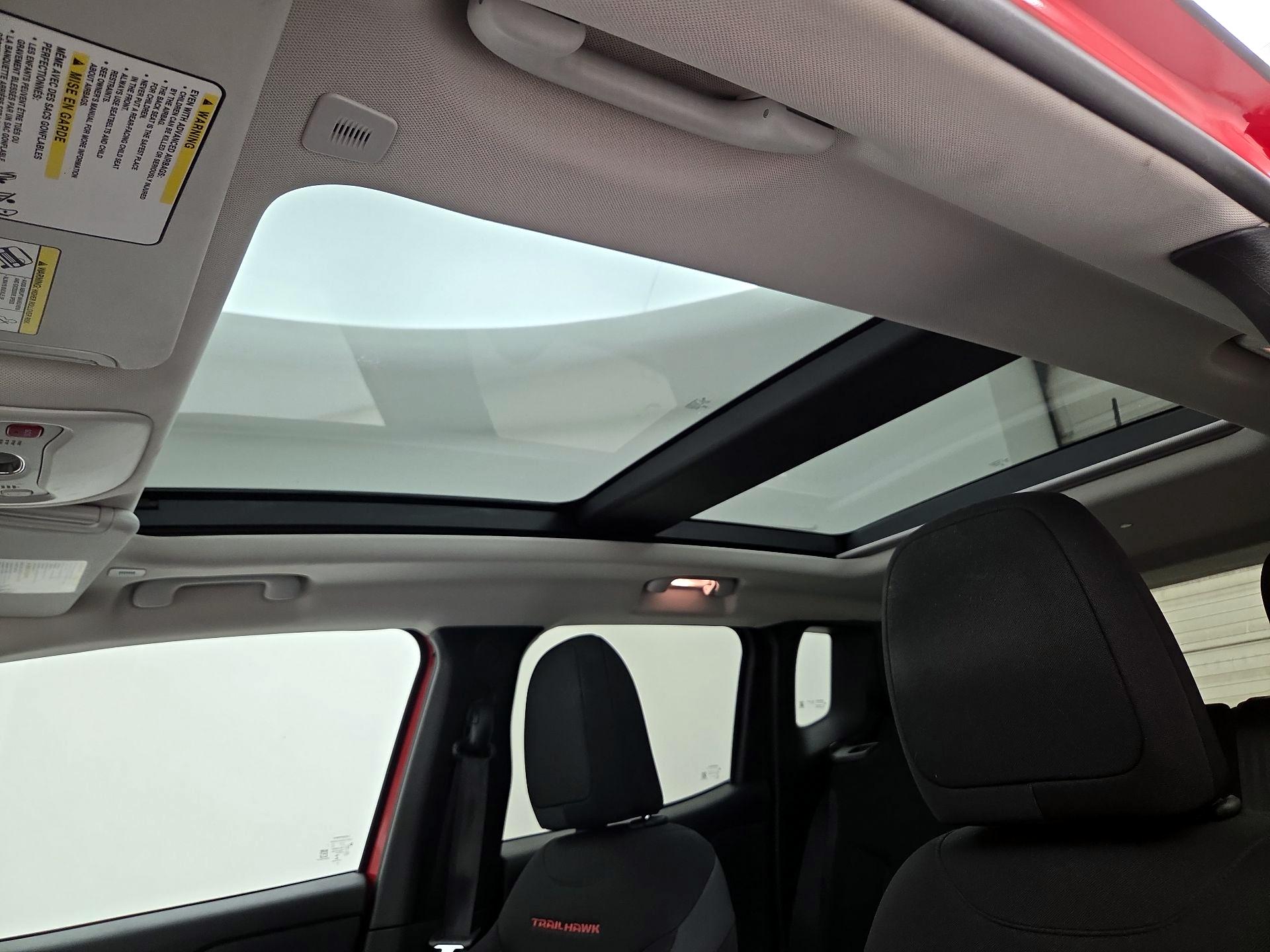 Thumbnail: 2021 Jeep Renegade - 20