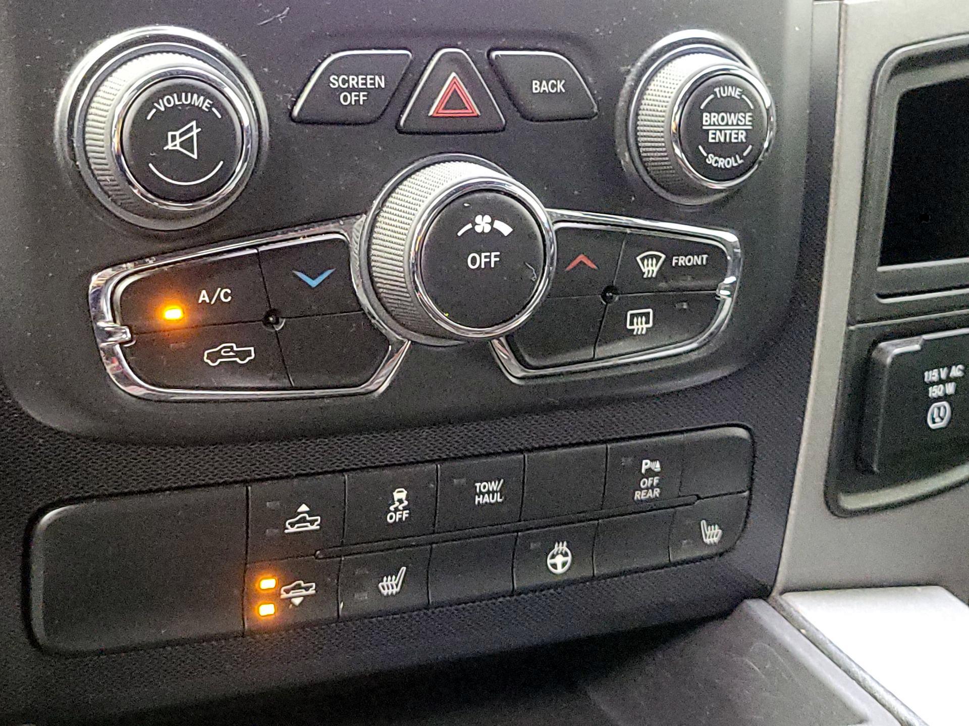 Thumbnail: 2015 RAM 1500 - 17