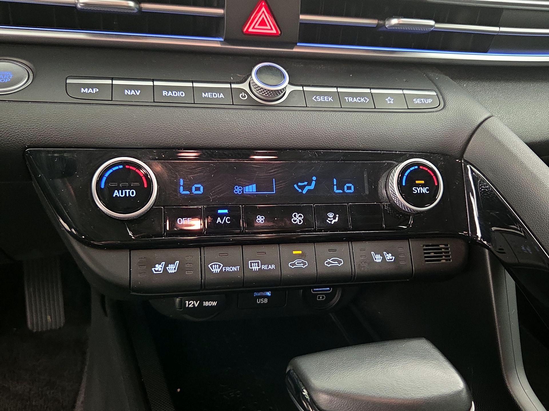 Thumbnail: 2023 Hyundai Elantra - 17