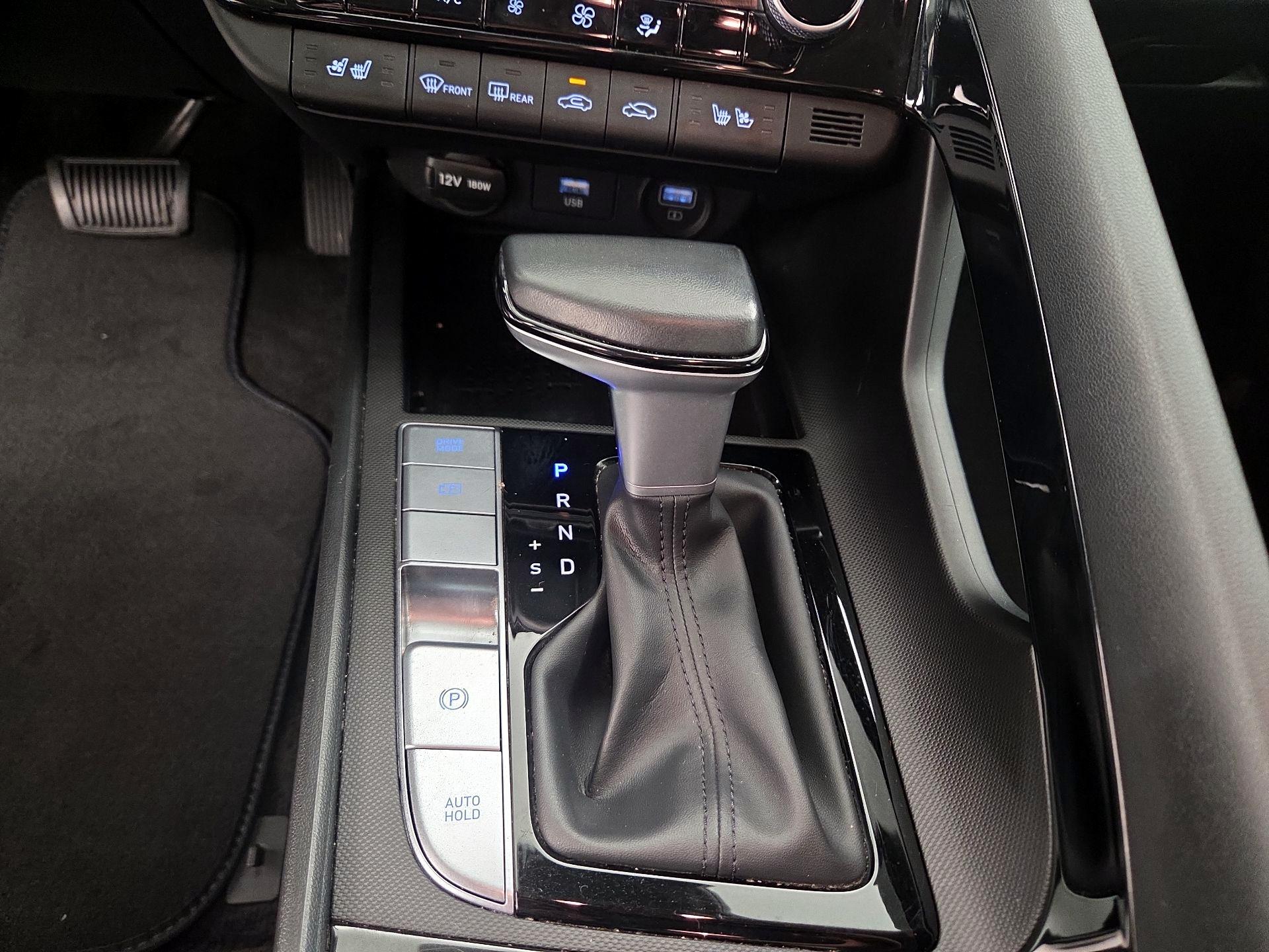 Thumbnail: 2023 Hyundai Elantra - 18