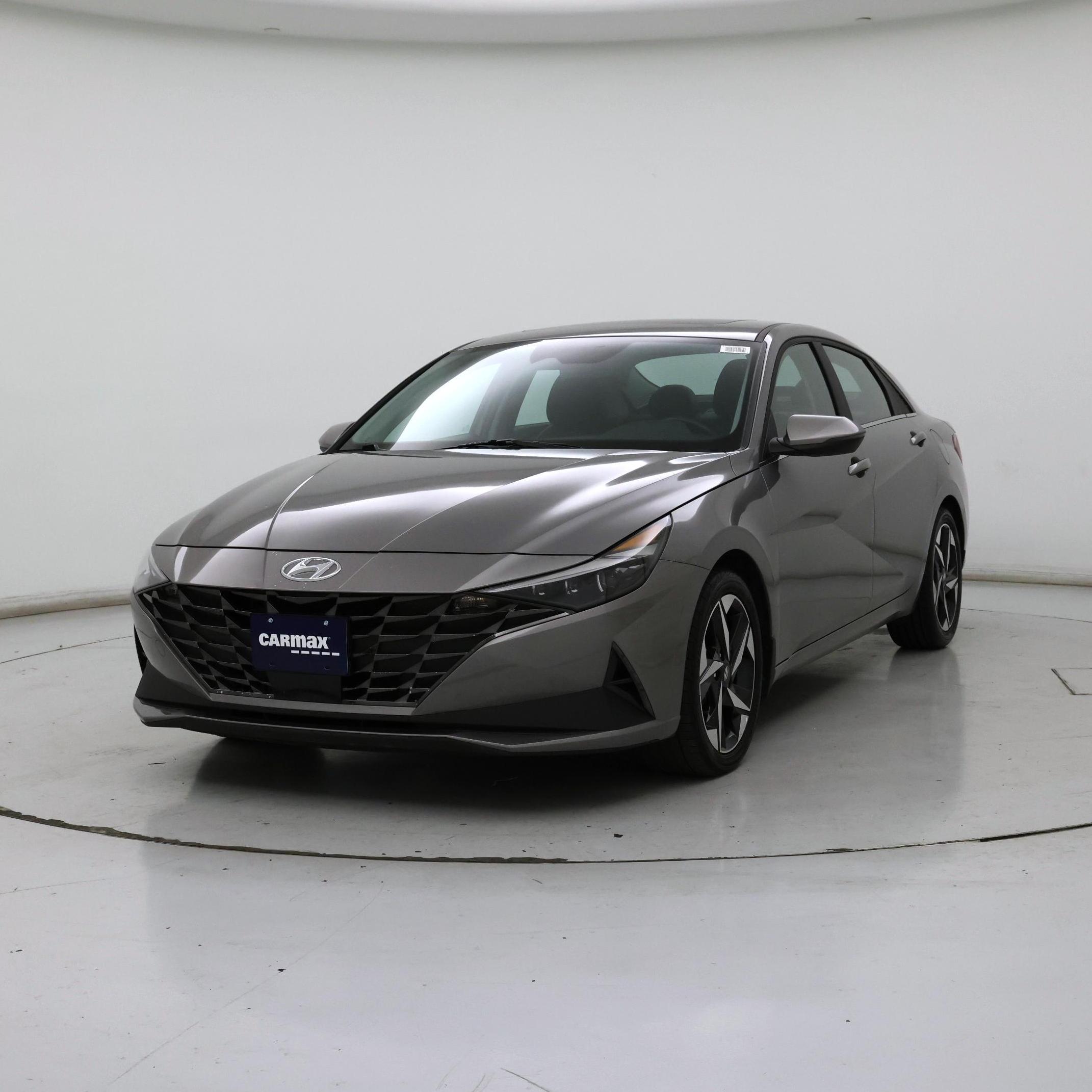 Thumbnail: 2023 Hyundai Elantra - 4