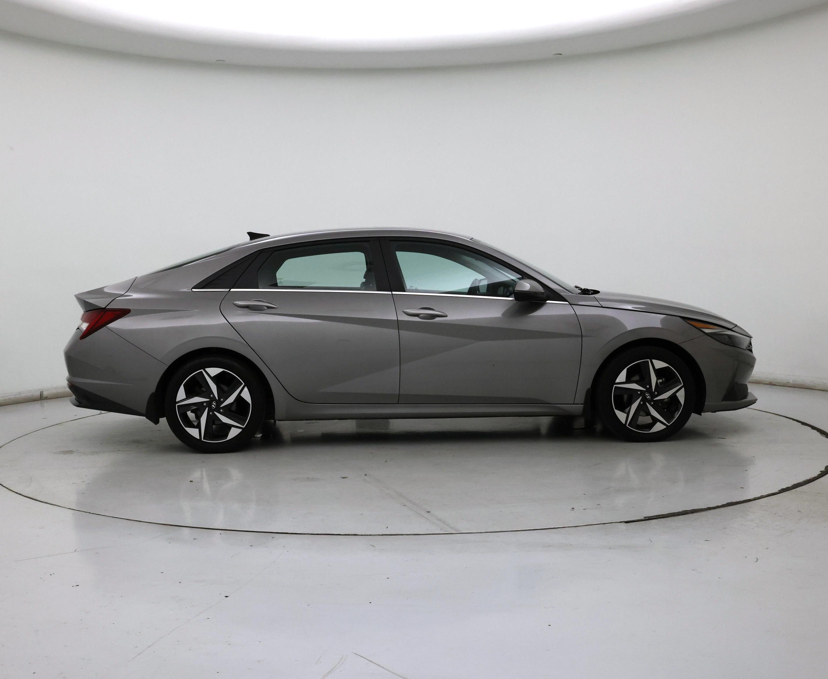 Thumbnail: 2023 Hyundai Elantra - 7