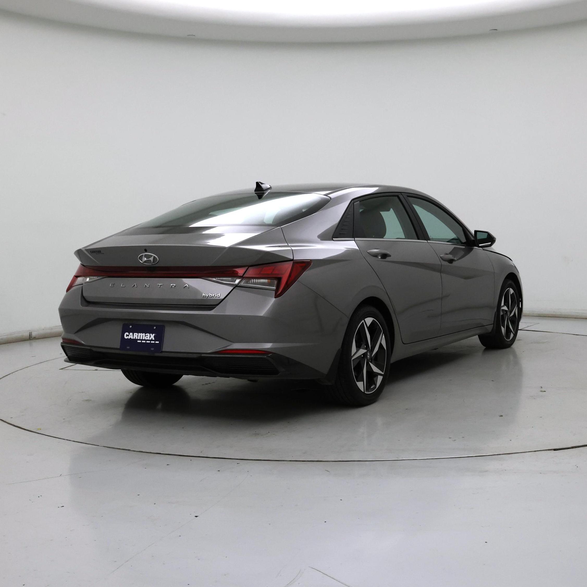 Thumbnail: 2023 Hyundai Elantra - 8