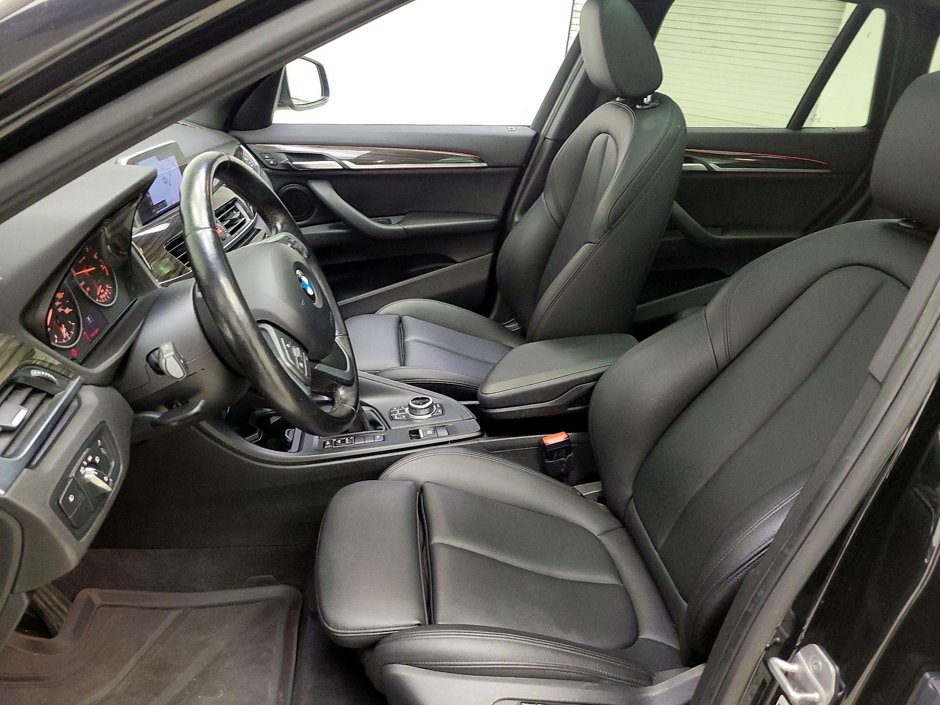 Thumbnail: 2018 BMW X1 - 11