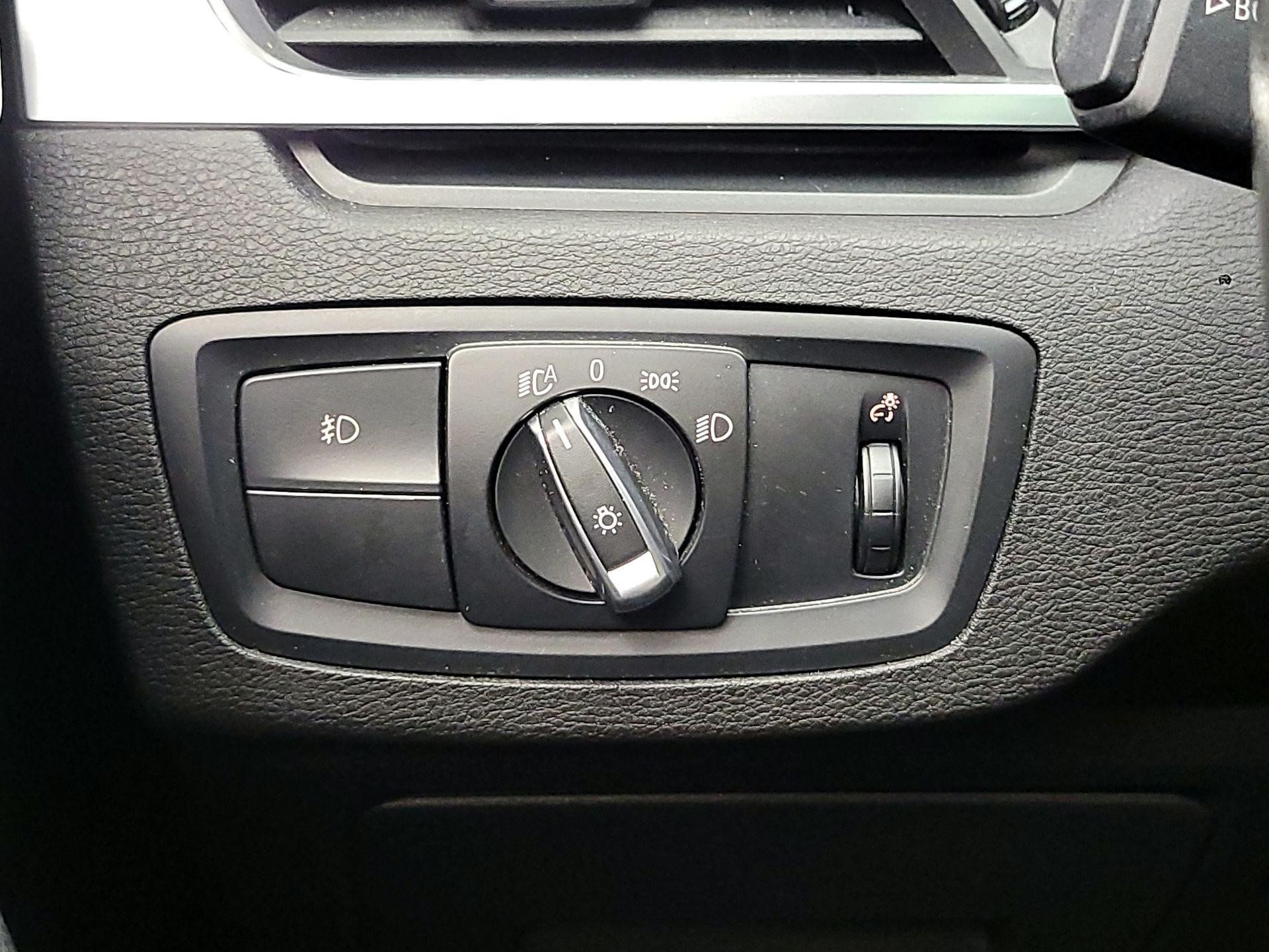 Thumbnail: 2018 BMW X1 - 13