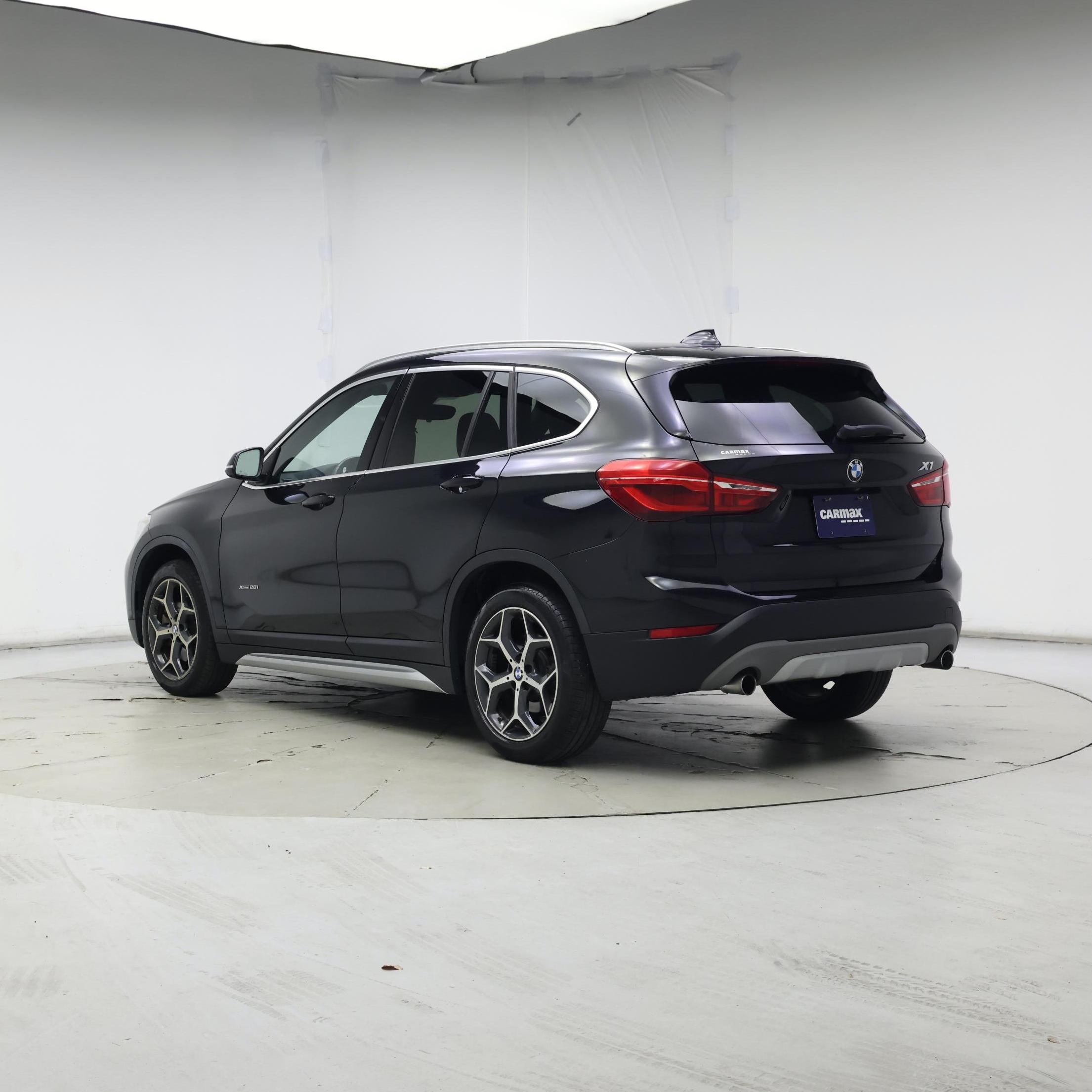 Thumbnail: 2018 BMW X1 - 2