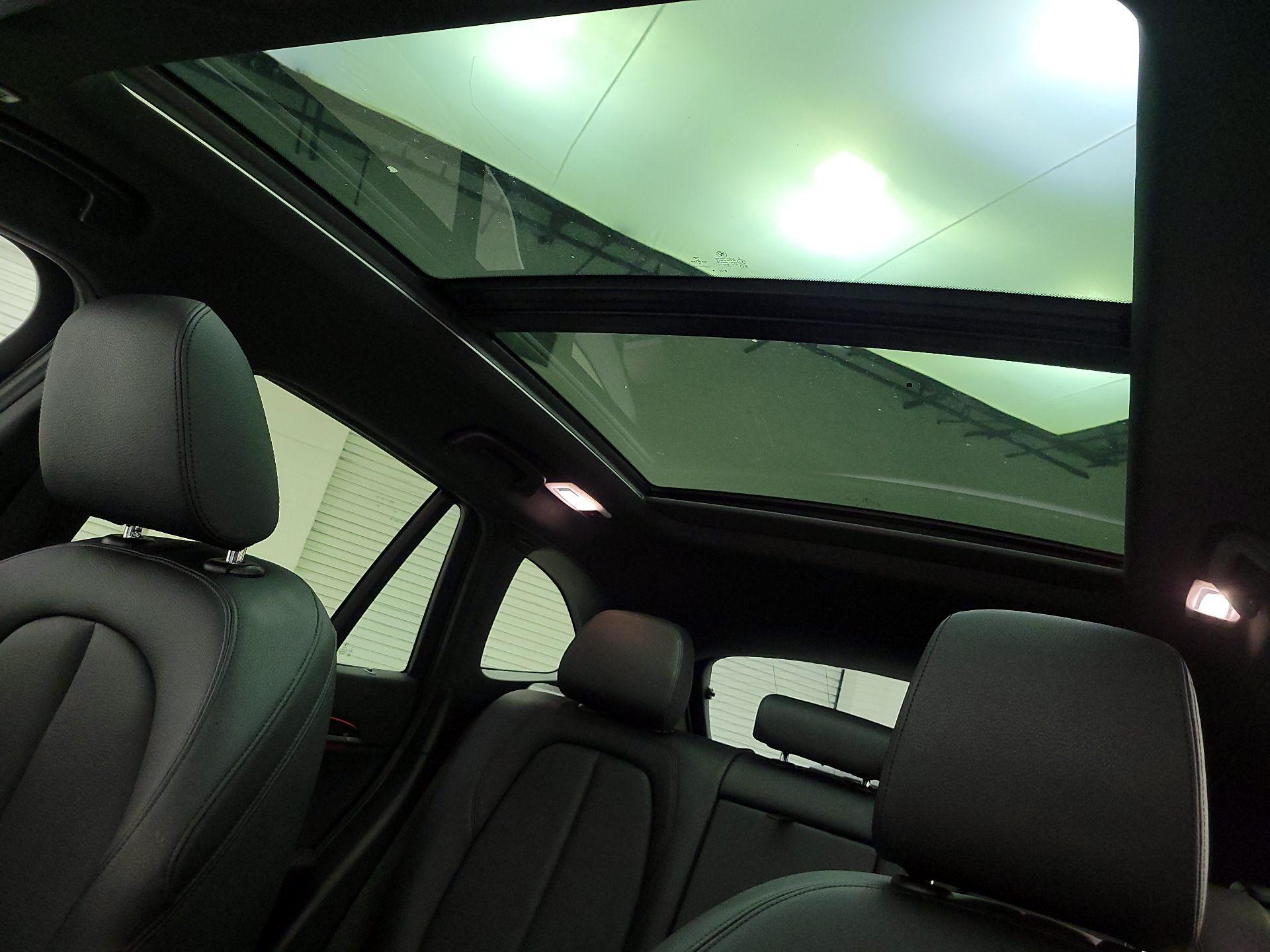 Thumbnail: 2018 BMW X1 - 20