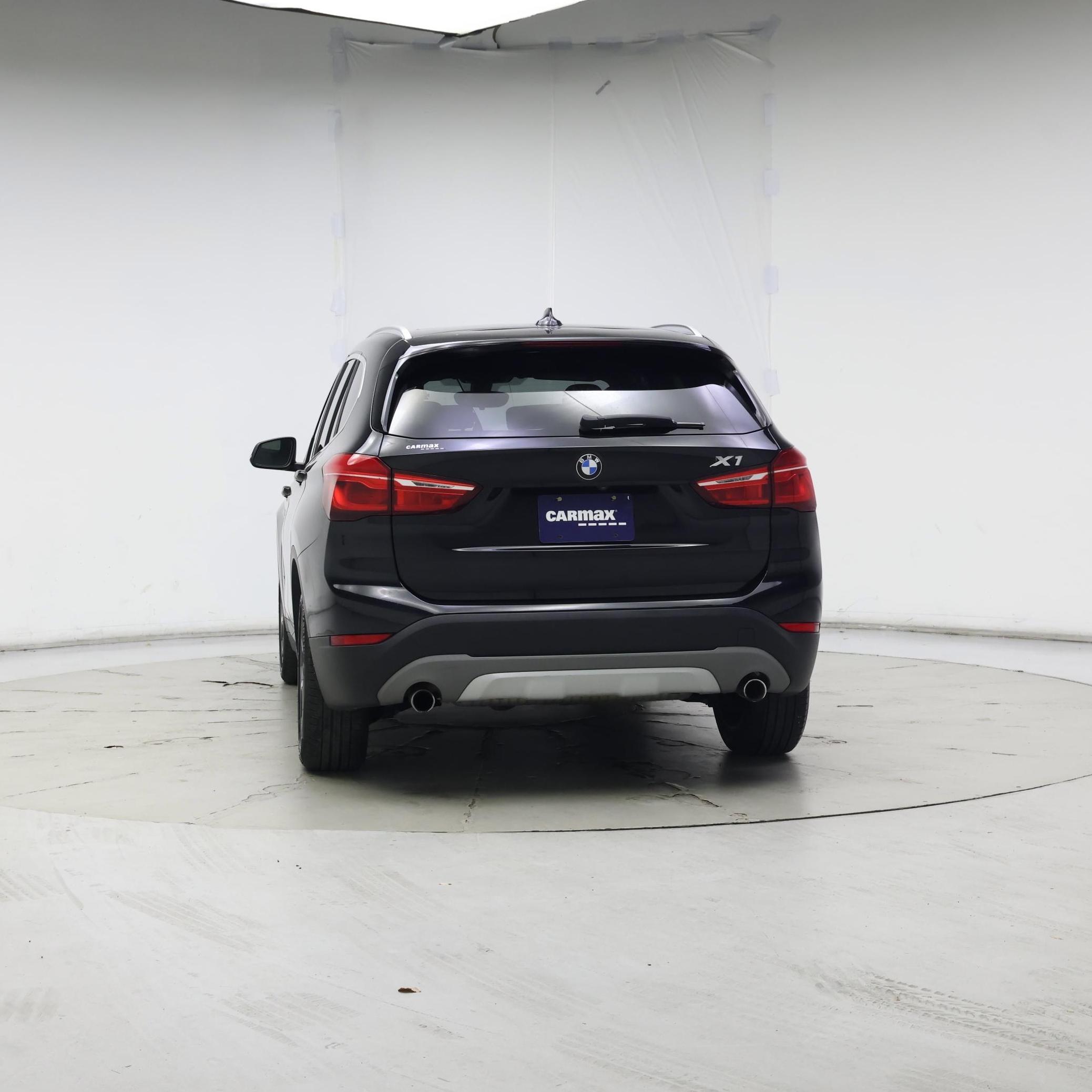 Thumbnail: 2018 BMW X1 - 6