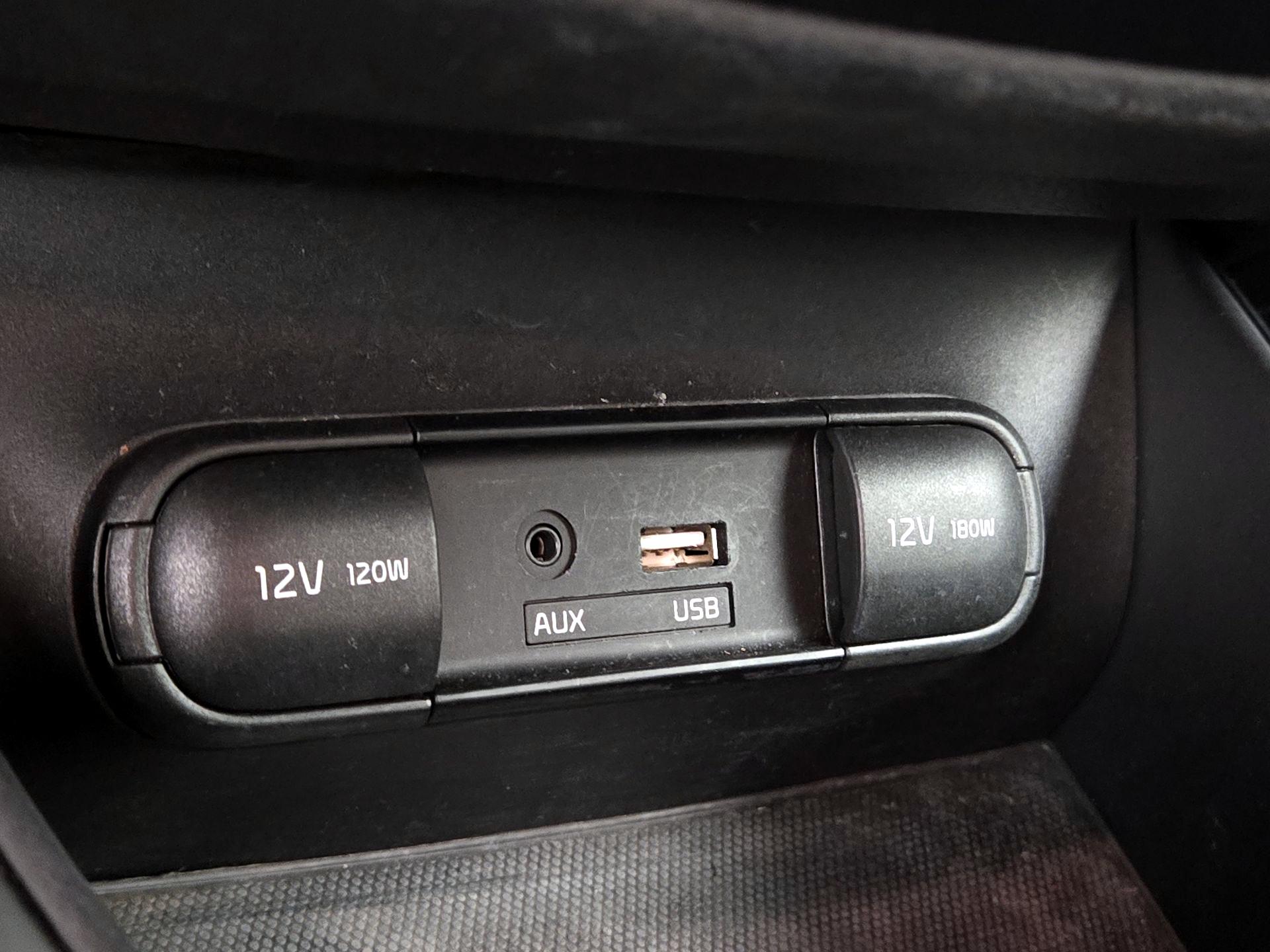 Thumbnail: 2017 Kia Soul - 17