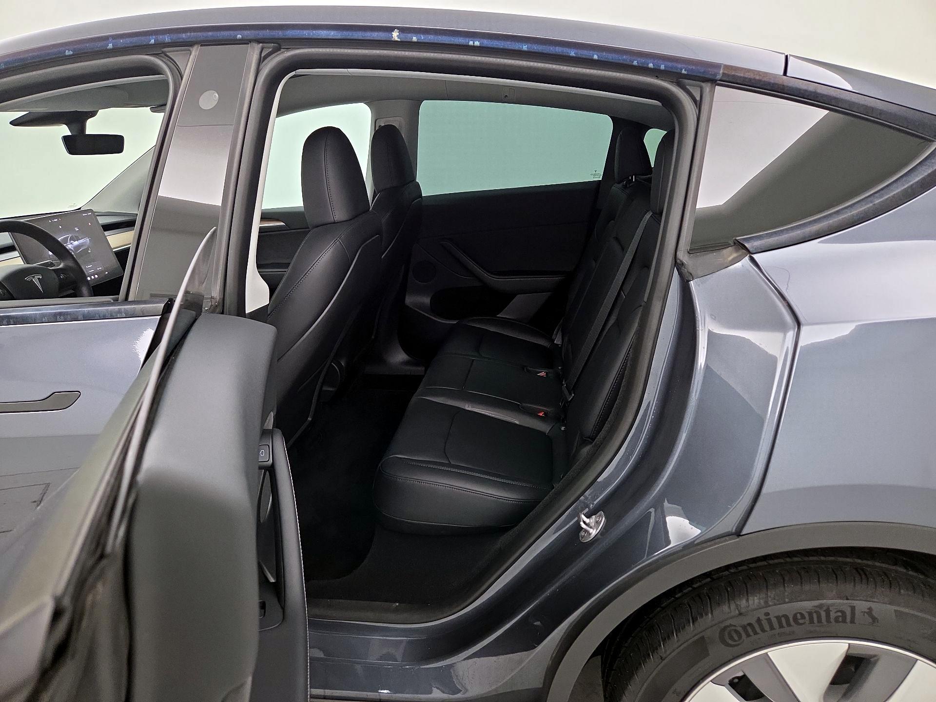 Thumbnail: 2023 Tesla Model Y - 18