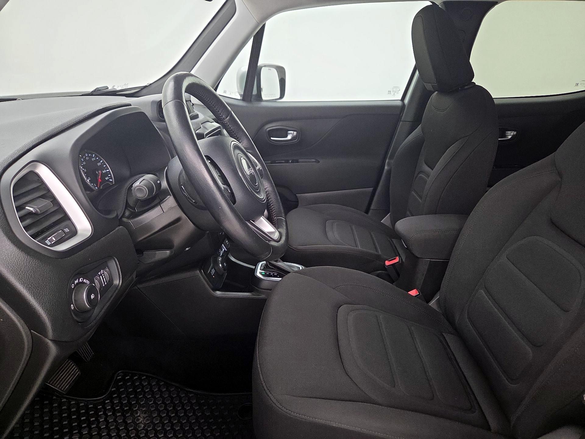 Thumbnail: 2021 Jeep Renegade - 11