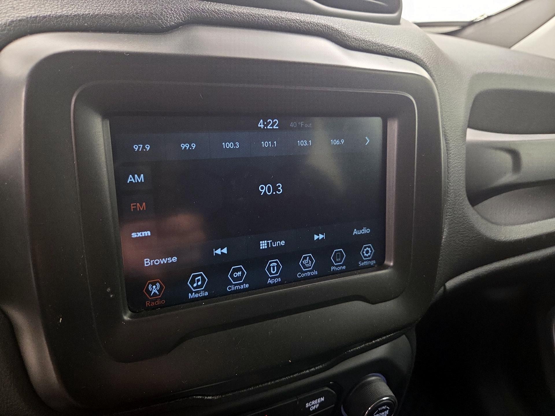 Thumbnail: 2021 Jeep Renegade - 15