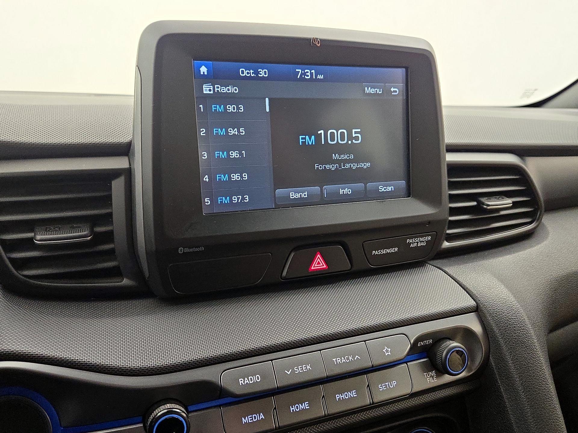 Thumbnail: 2019 Hyundai Veloster - 15