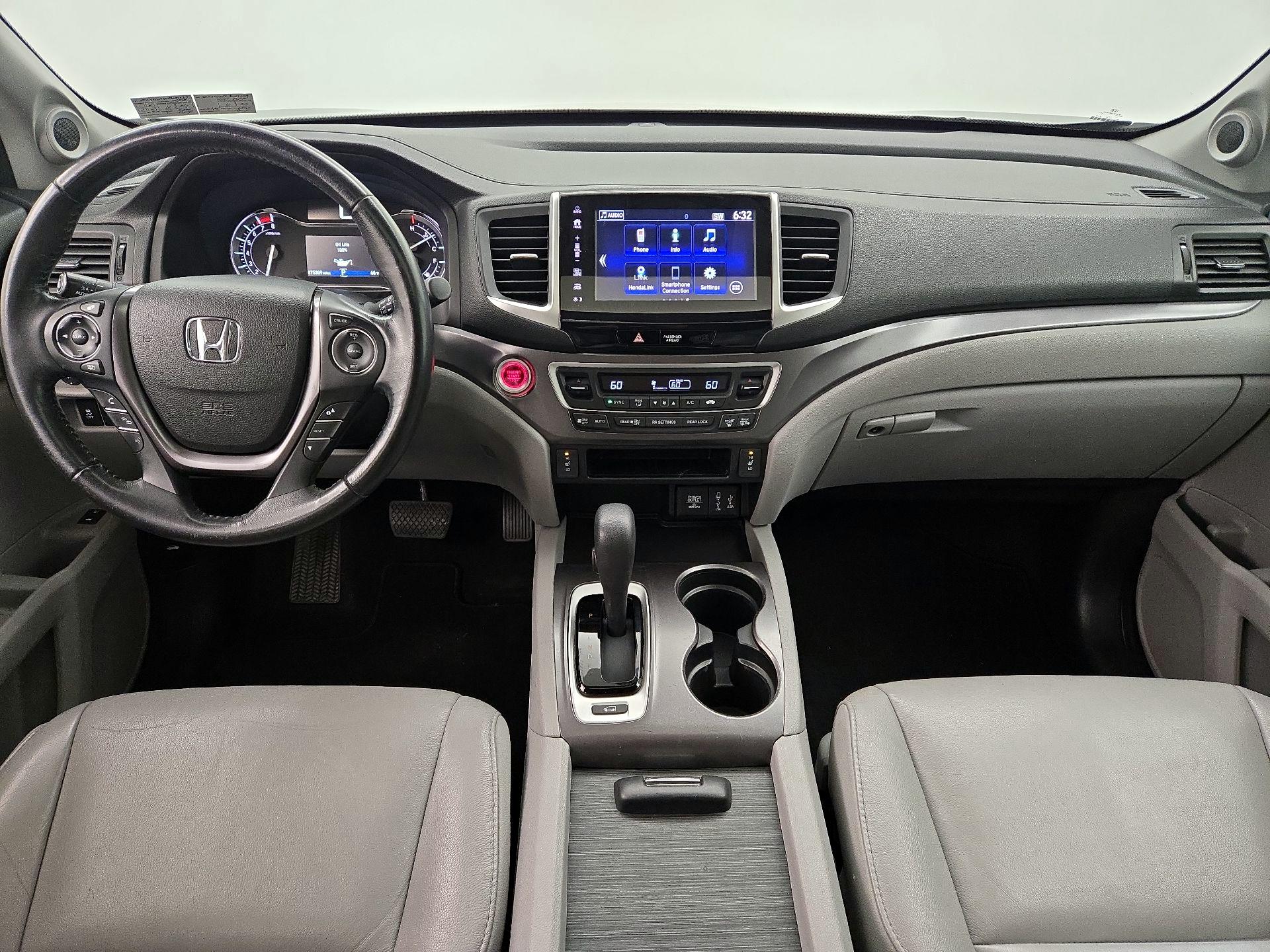 Thumbnail: 2018 Honda Pilot - 9