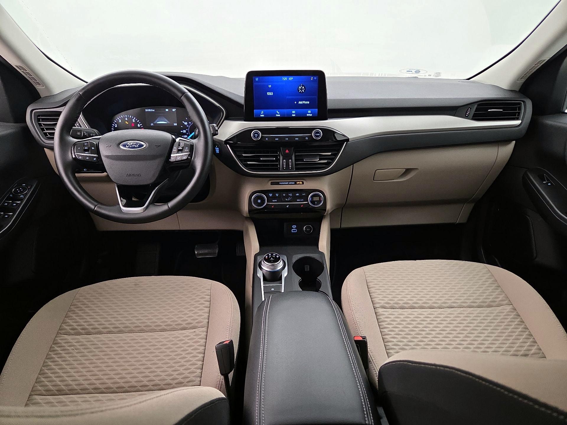 Thumbnail: 2021 Ford Escape - 9