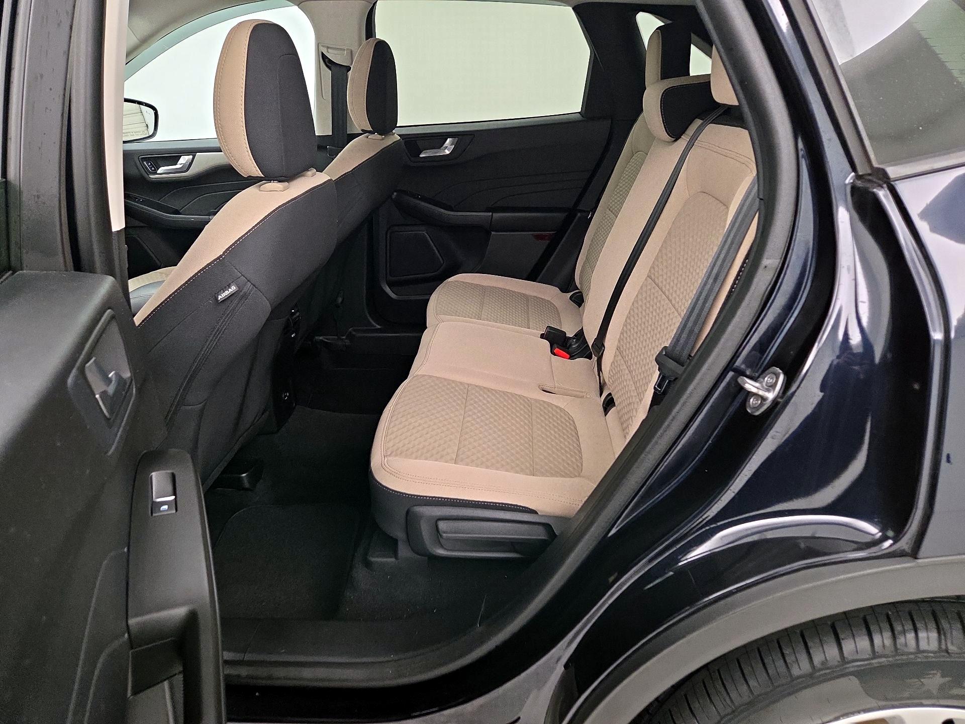 Thumbnail: 2021 Ford Escape - 19