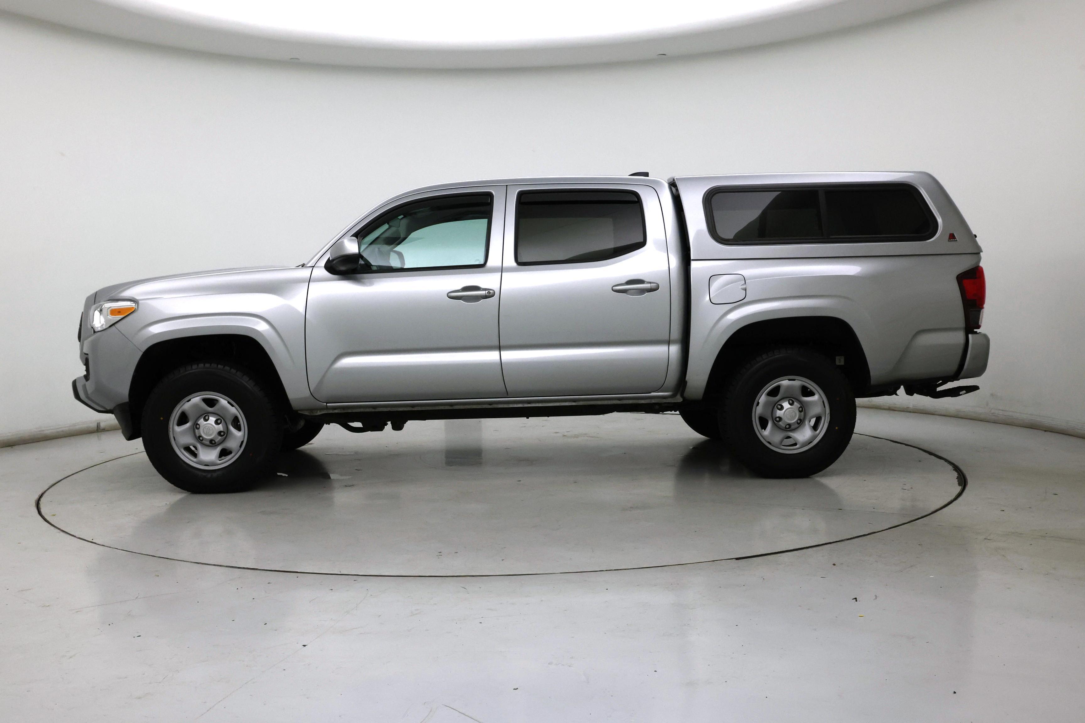 Thumbnail: 2023 Toyota Tacoma - 3