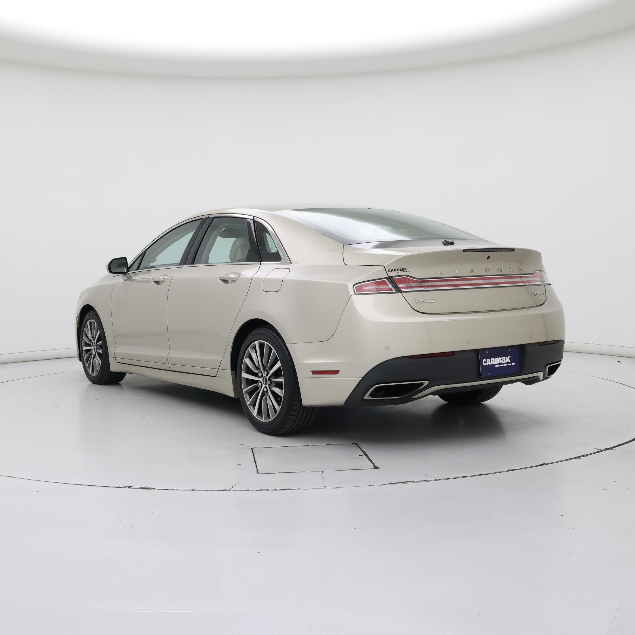 Thumbnail: 2017 Lincoln MKZ - 2