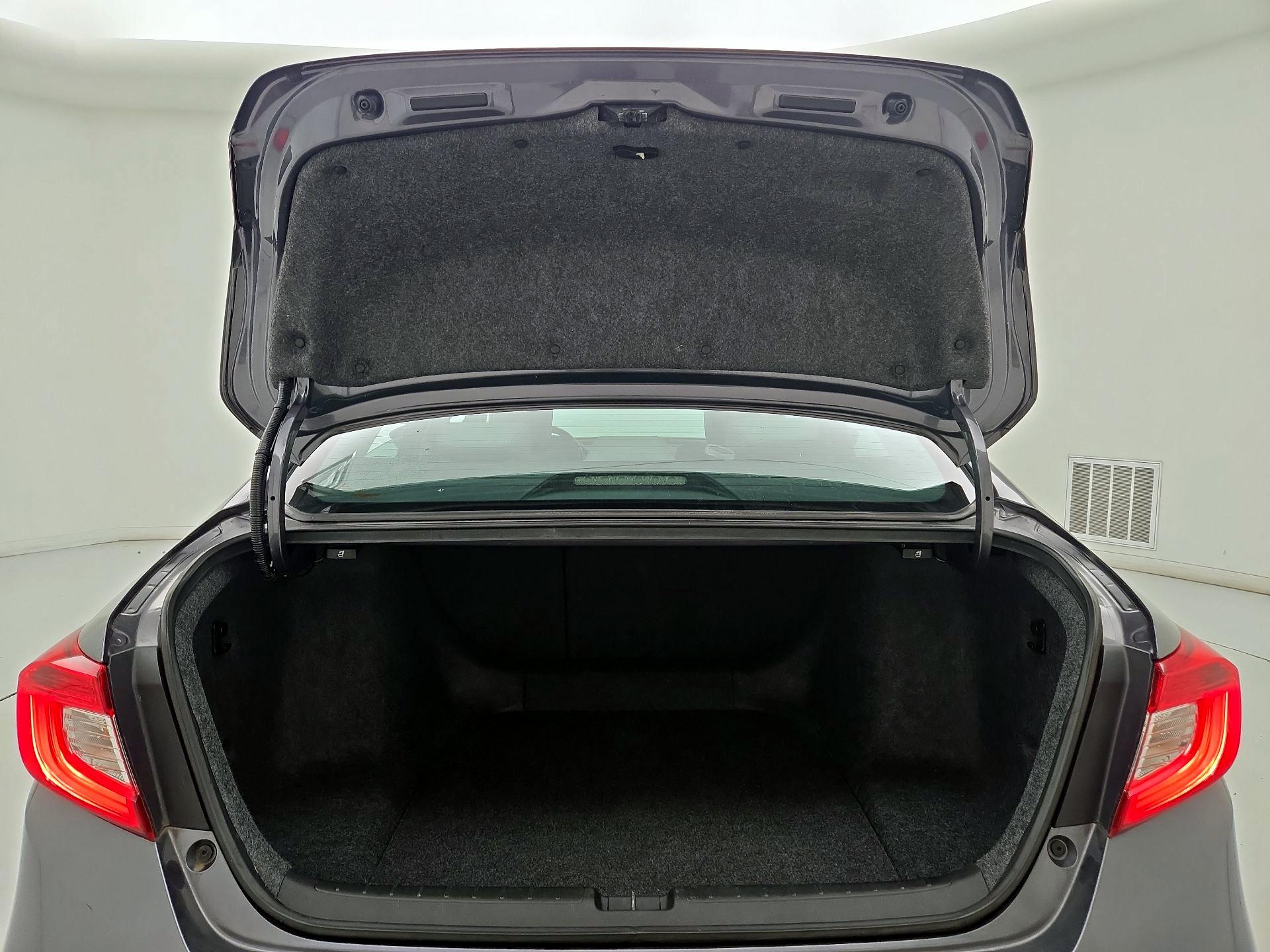 Thumbnail: 2020 Honda Accord - 20