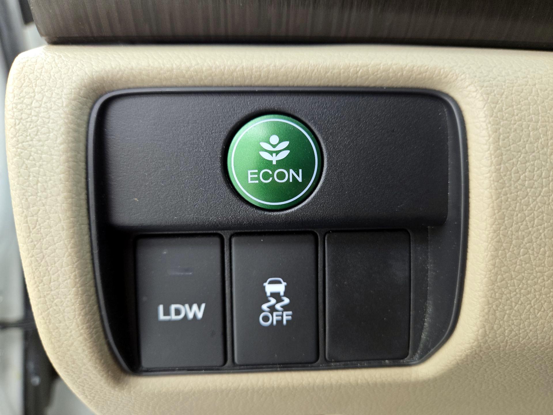 Thumbnail: 2014 Honda Accord - 13